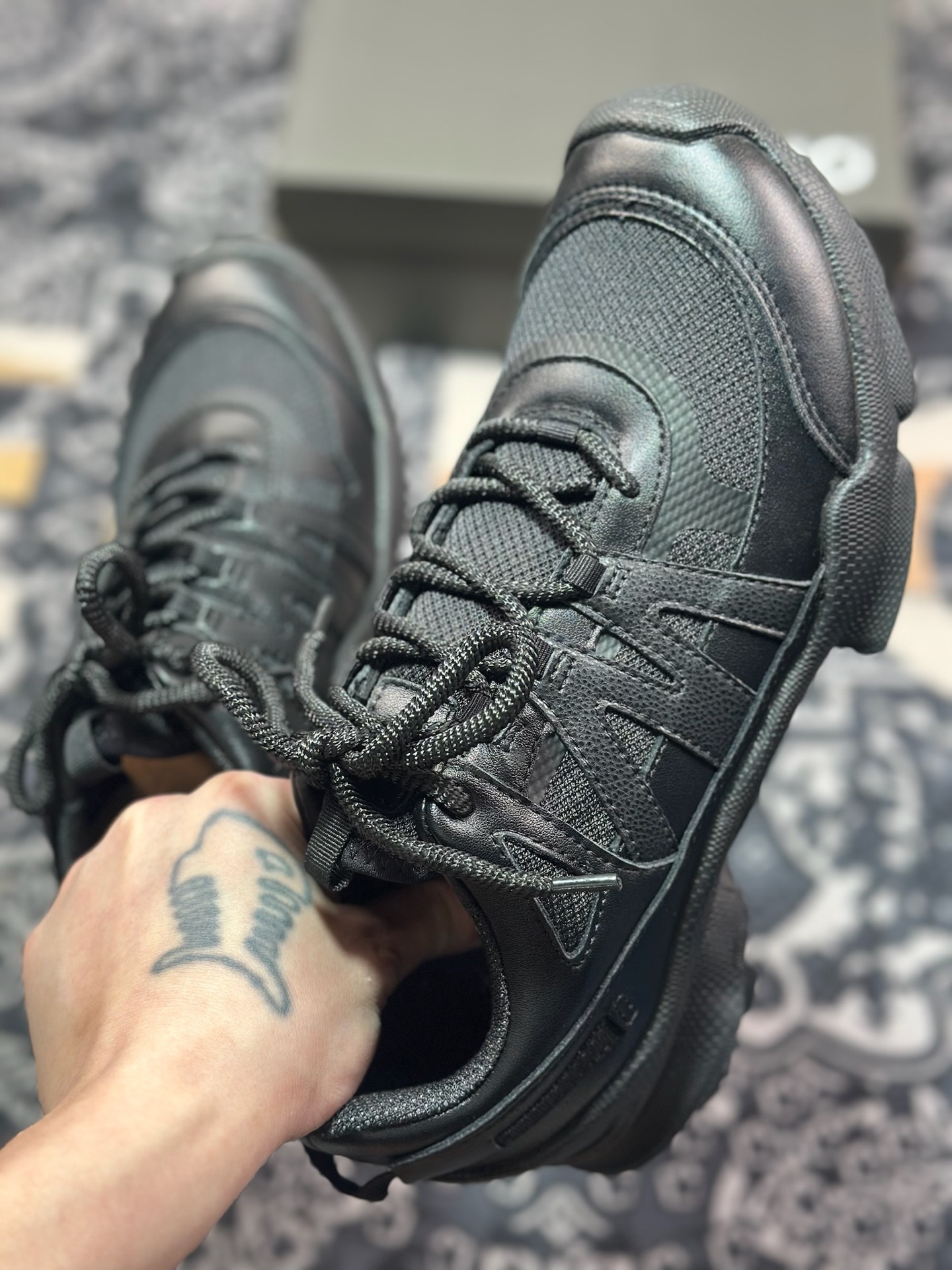 B7300 爱步ECCO Men's Biom C-trail Sneaker 越野C系列低帮系运动鞋“皮革全黑” 803254 51094