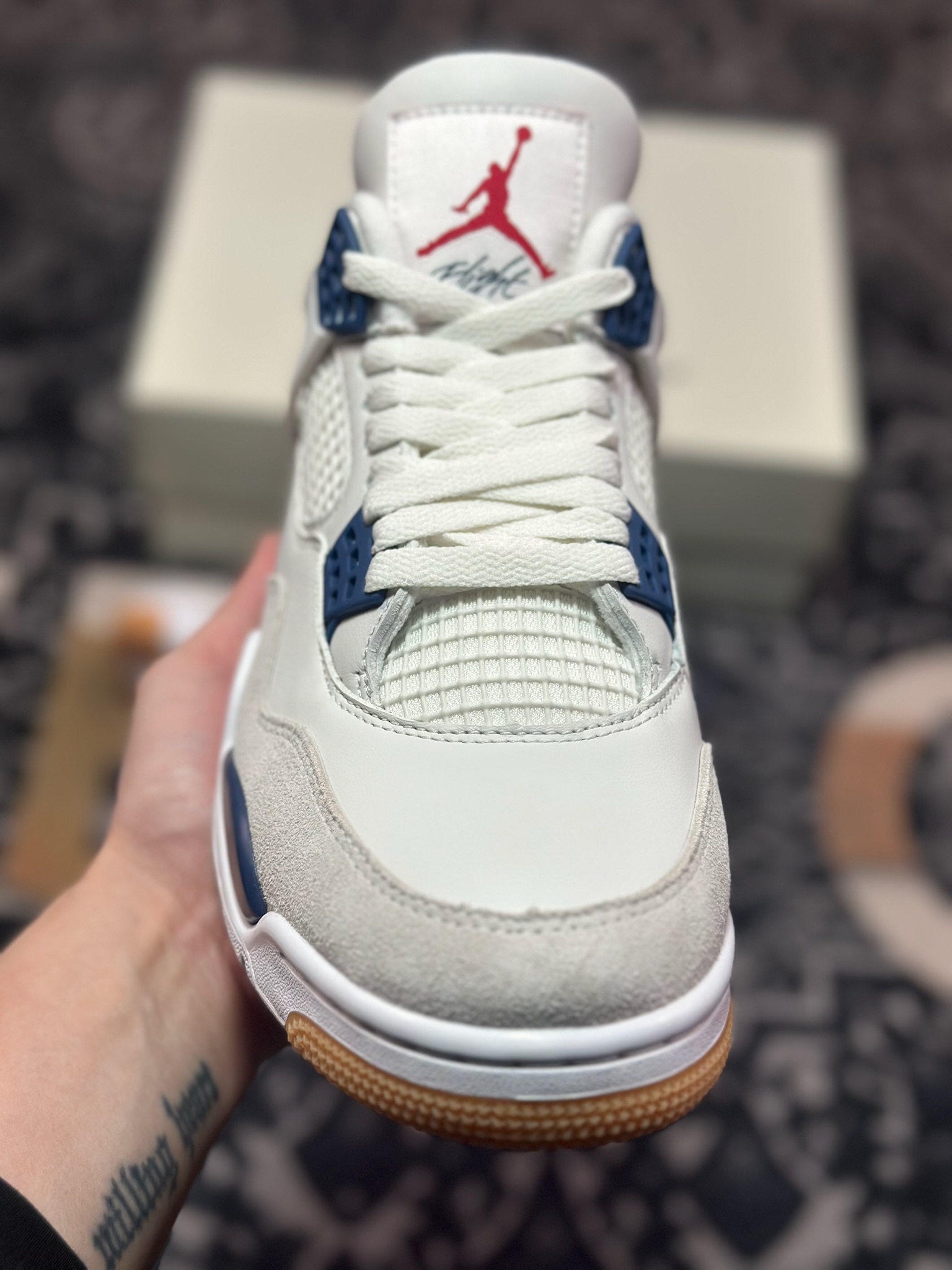 优选 高端零售专供 NK SB x Air Jordan 4 ”Navy” 联名款 白蓝 DR5415-100