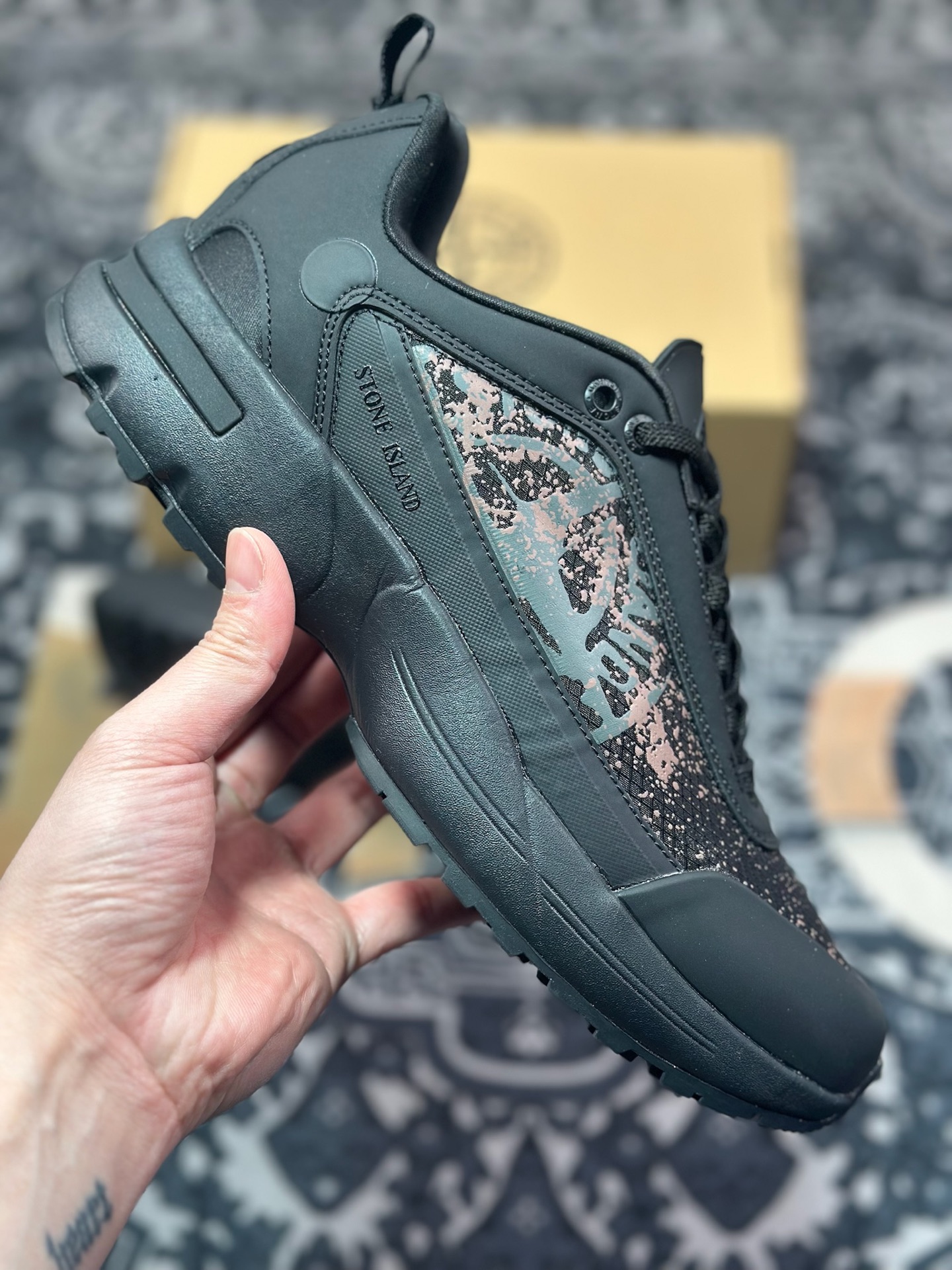 B3260 STONE ISLAND石头岛 简约时尚 低帮 生活休闲鞋