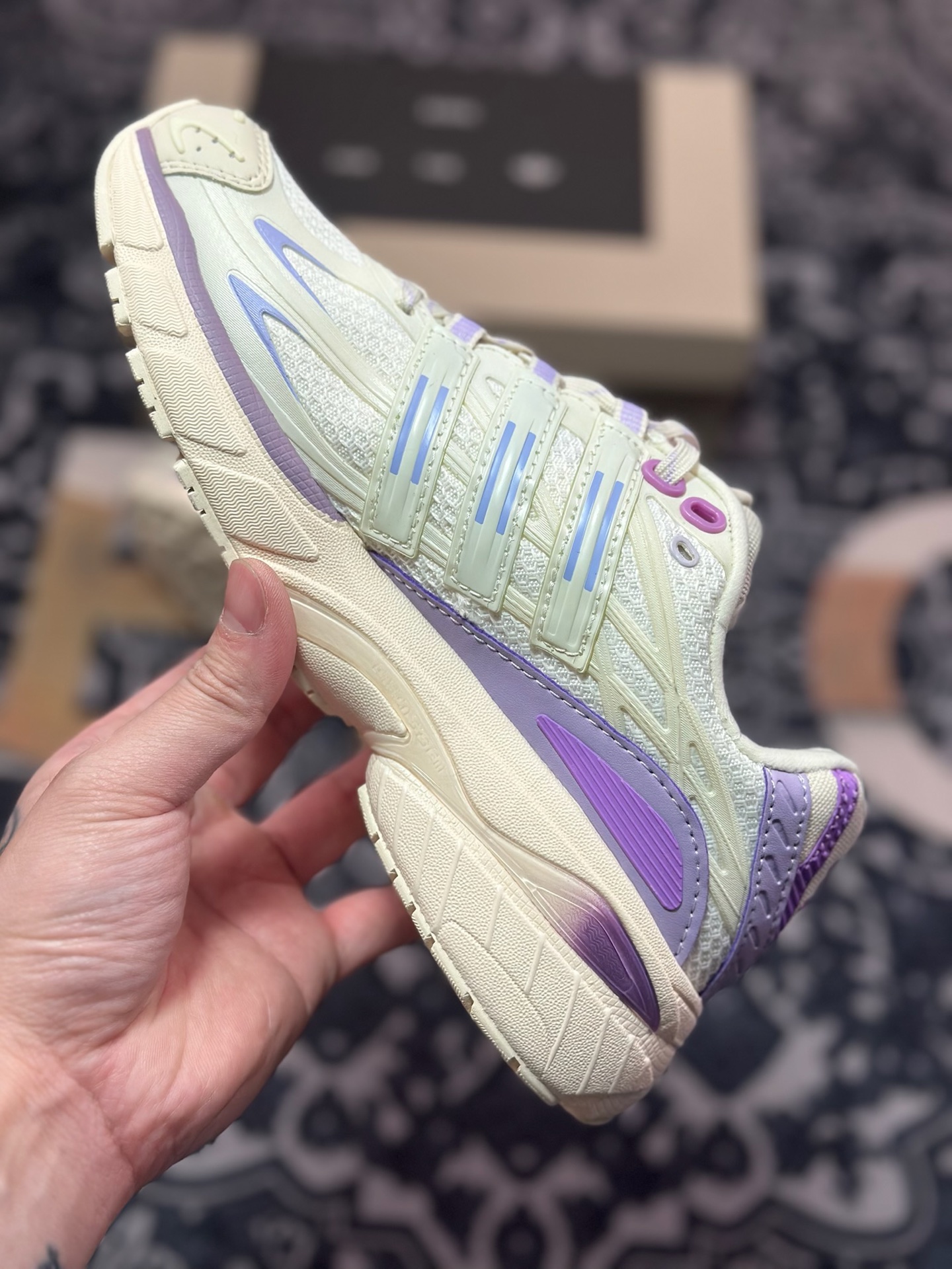 B2240  Song For The Mute x Adidas Originals Adistar Cushion 舒适防滑减震 复古跑鞋  IH0278
