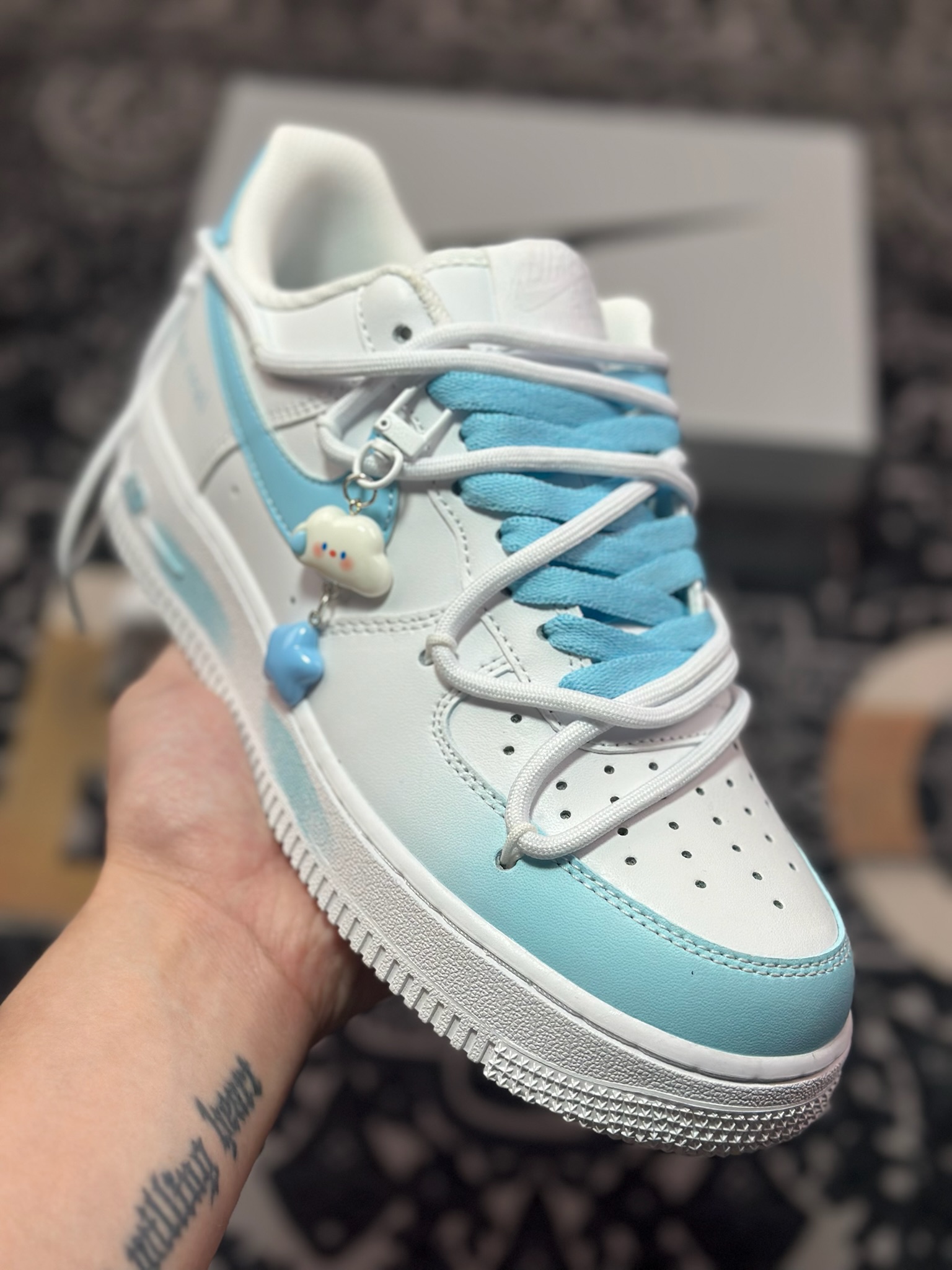 B4260  Nike Air Force 1 Low 07 白蓝涂鸦绑带  GQ2288-801