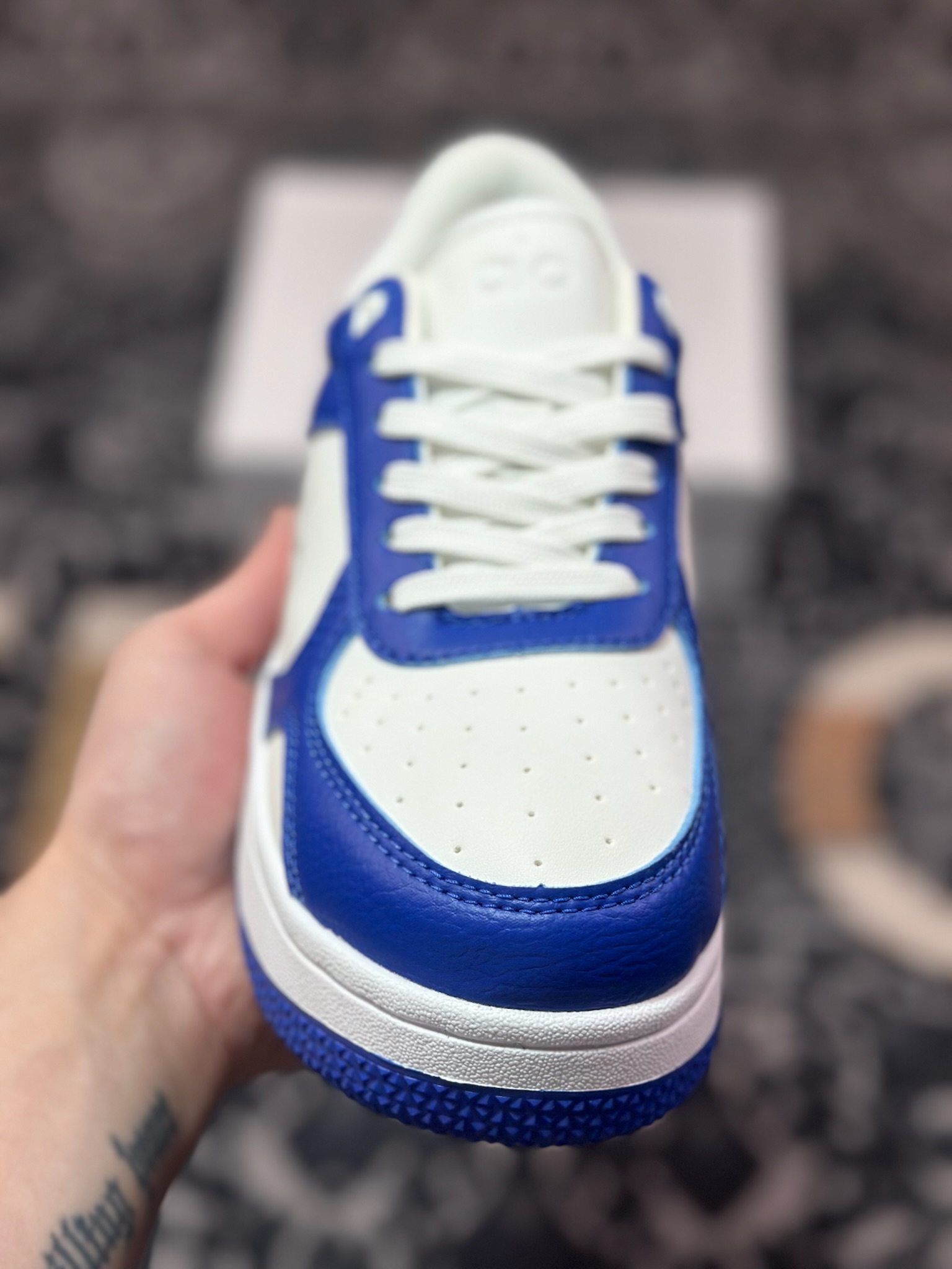 B2240  Alo Yoga Recovery Mode Sneaker  Low 恢复模式系列低帮滑板板鞋“皮革皇家蓝白” A0685U_057930