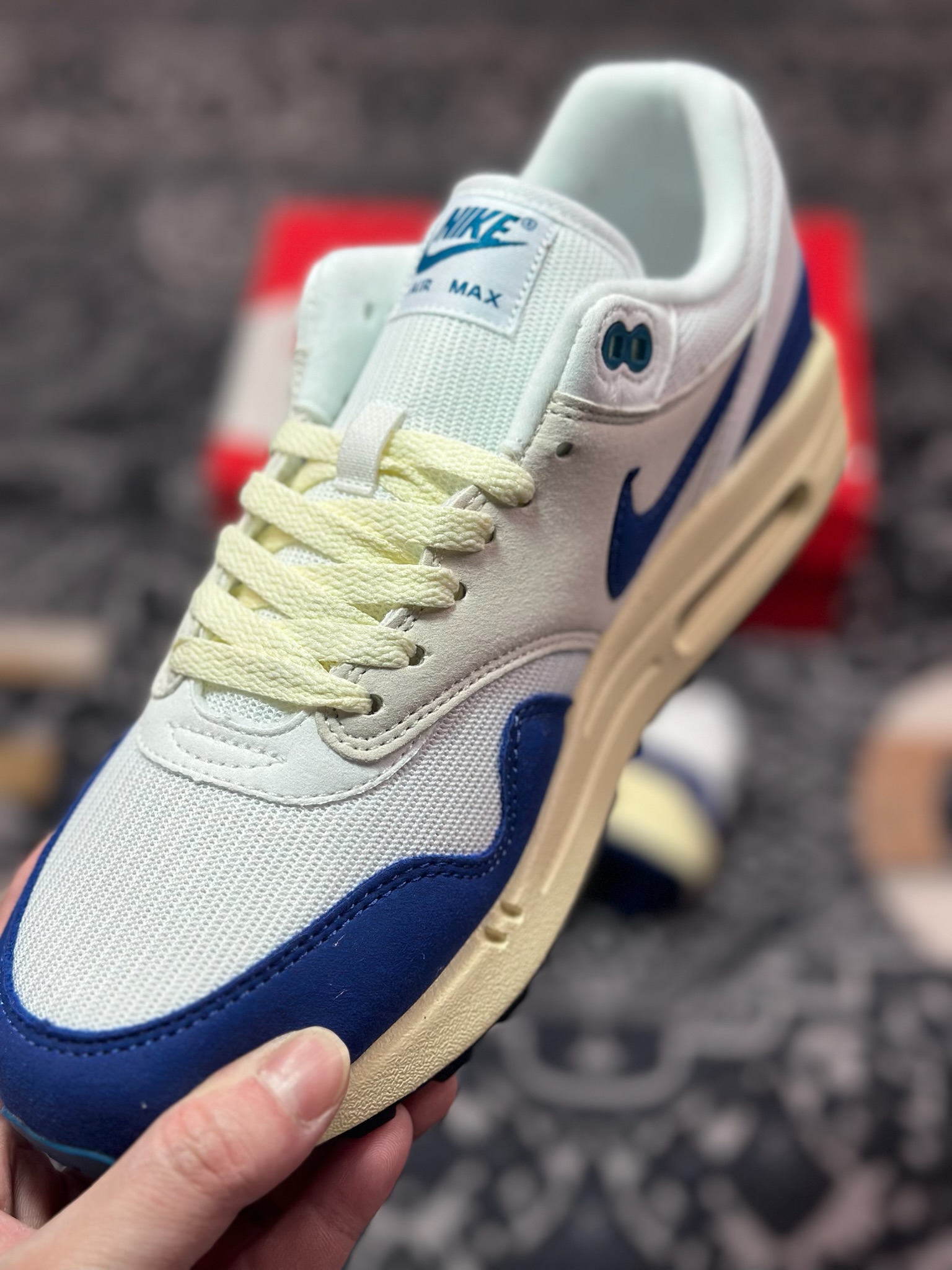 A6180  Nike Air Max 1 白宝蓝 复古休闲跑步鞋  FQ8048-133