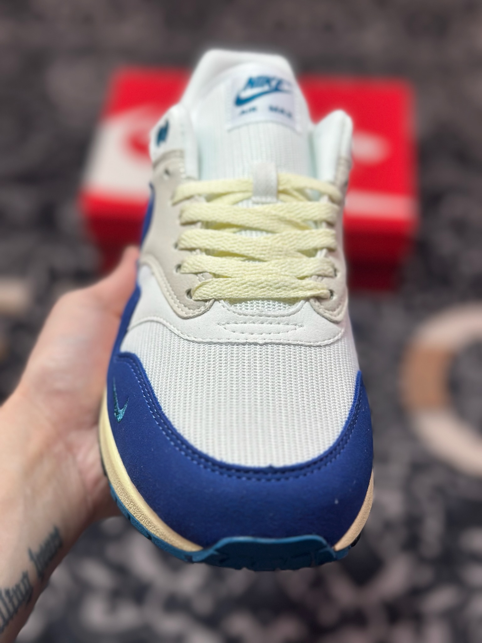 A6180  Nike Air Max 1 白宝蓝 复古休闲跑步鞋  FQ8048-133