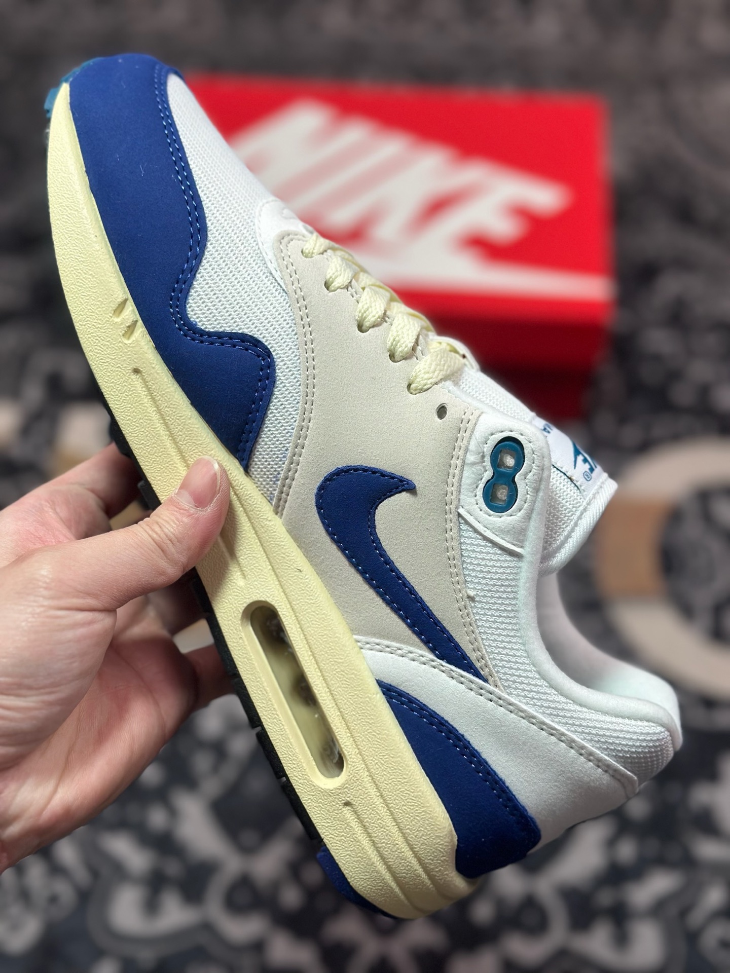 A6180  Nike Air Max 1 白宝蓝 复古休闲跑步鞋  FQ8048-133