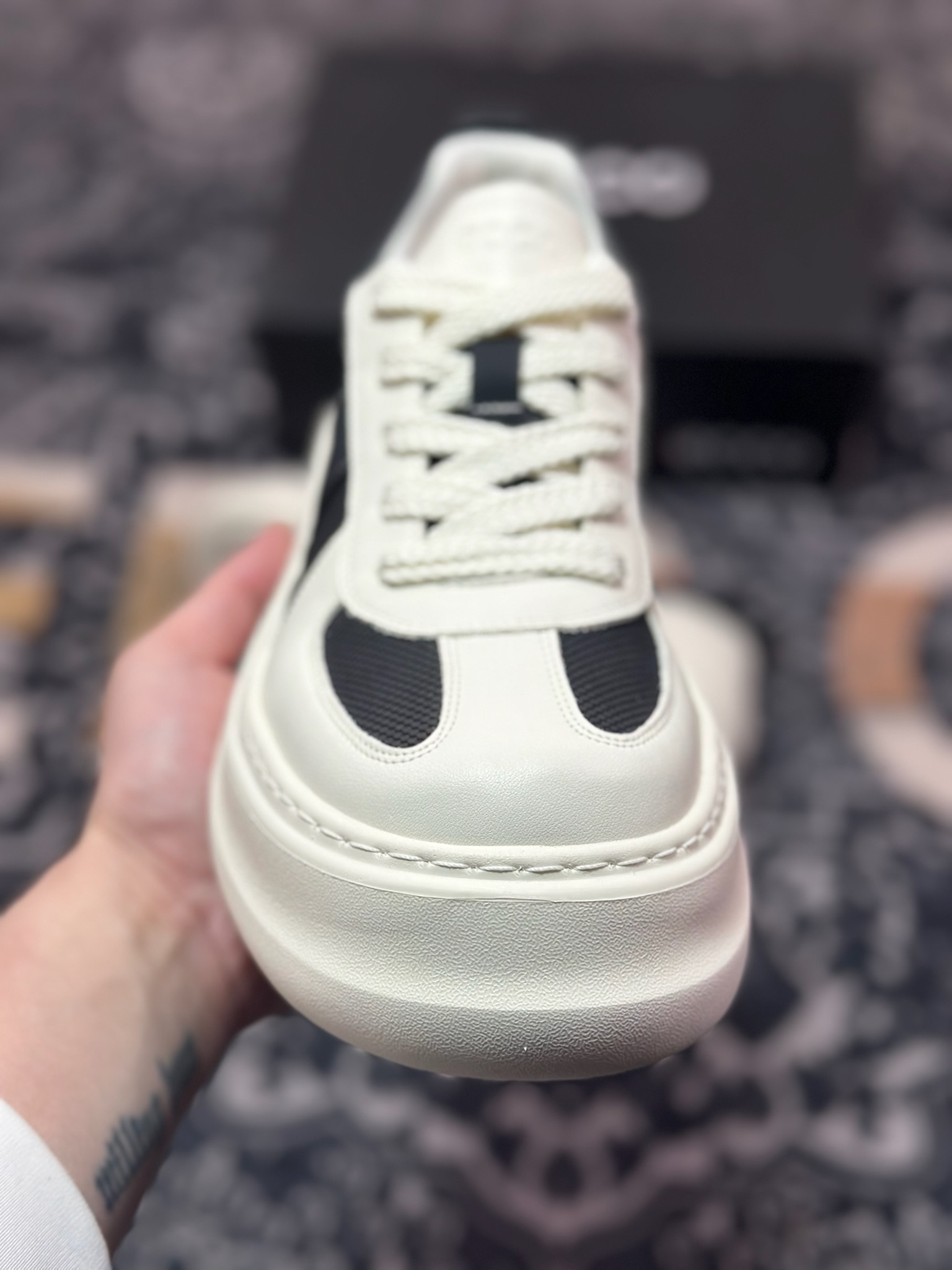 B5280  ECCO爱步男款休闲鞋 25年新品舒适耐磨平底板鞋