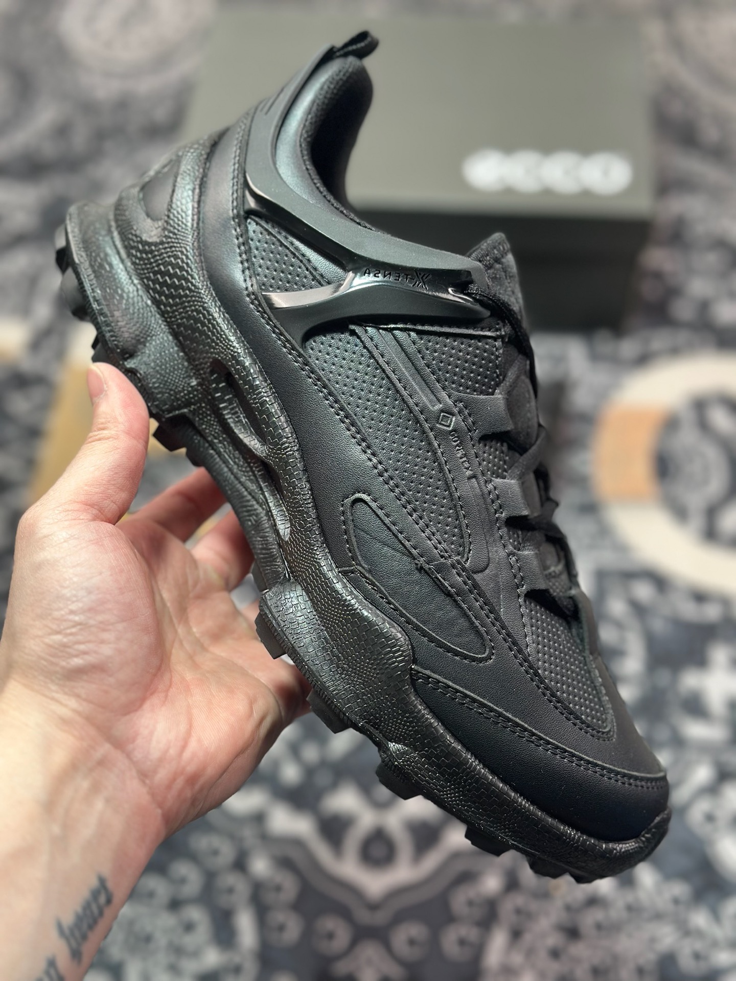 B7300  ECCO爱步登山鞋男款 舒适户外运动越野跑鞋健步BIOMC踪迹系列