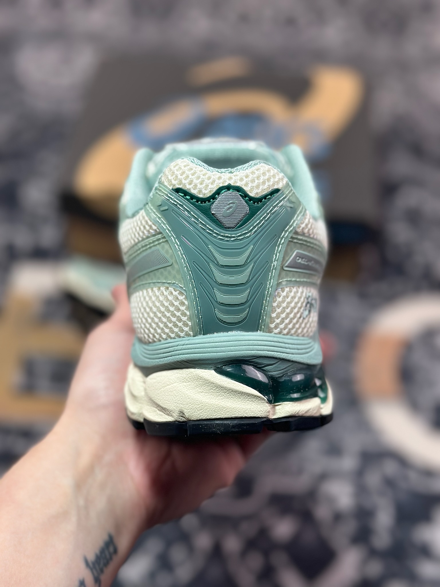 A9220  kith x Asics Gel-Kayano 12.1 亚瑟士联名百搭休闲运动慢跑鞋   1203A675-100