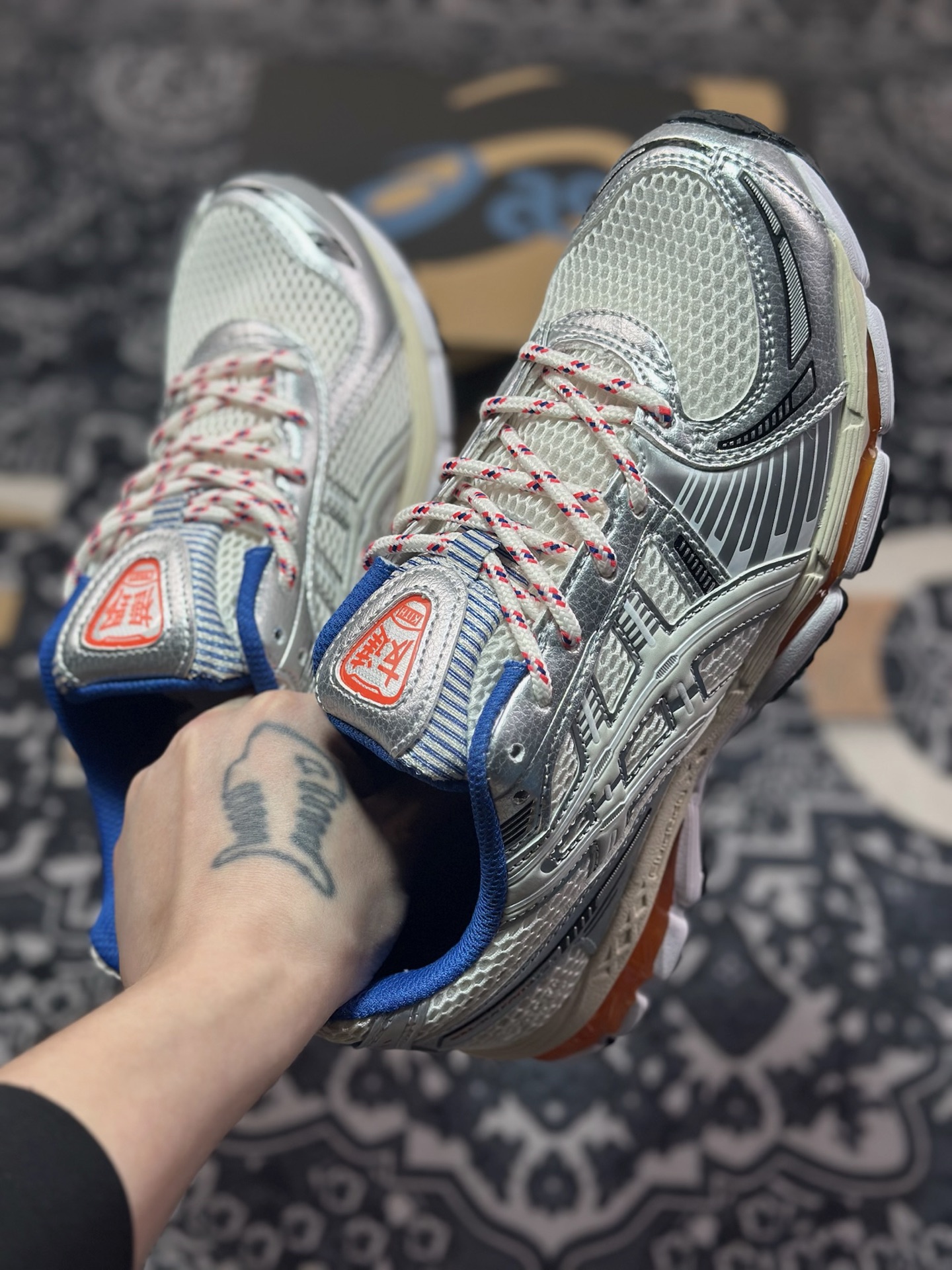A9220  kith x Asics Gel-Kayano 12.1 亚瑟士联名百搭休闲运动慢跑鞋  1203A555-101