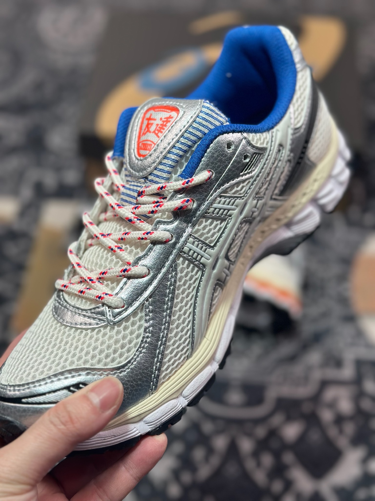 A9220  kith x Asics Gel-Kayano 12.1 亚瑟士联名百搭休闲运动慢跑鞋  1203A555-101