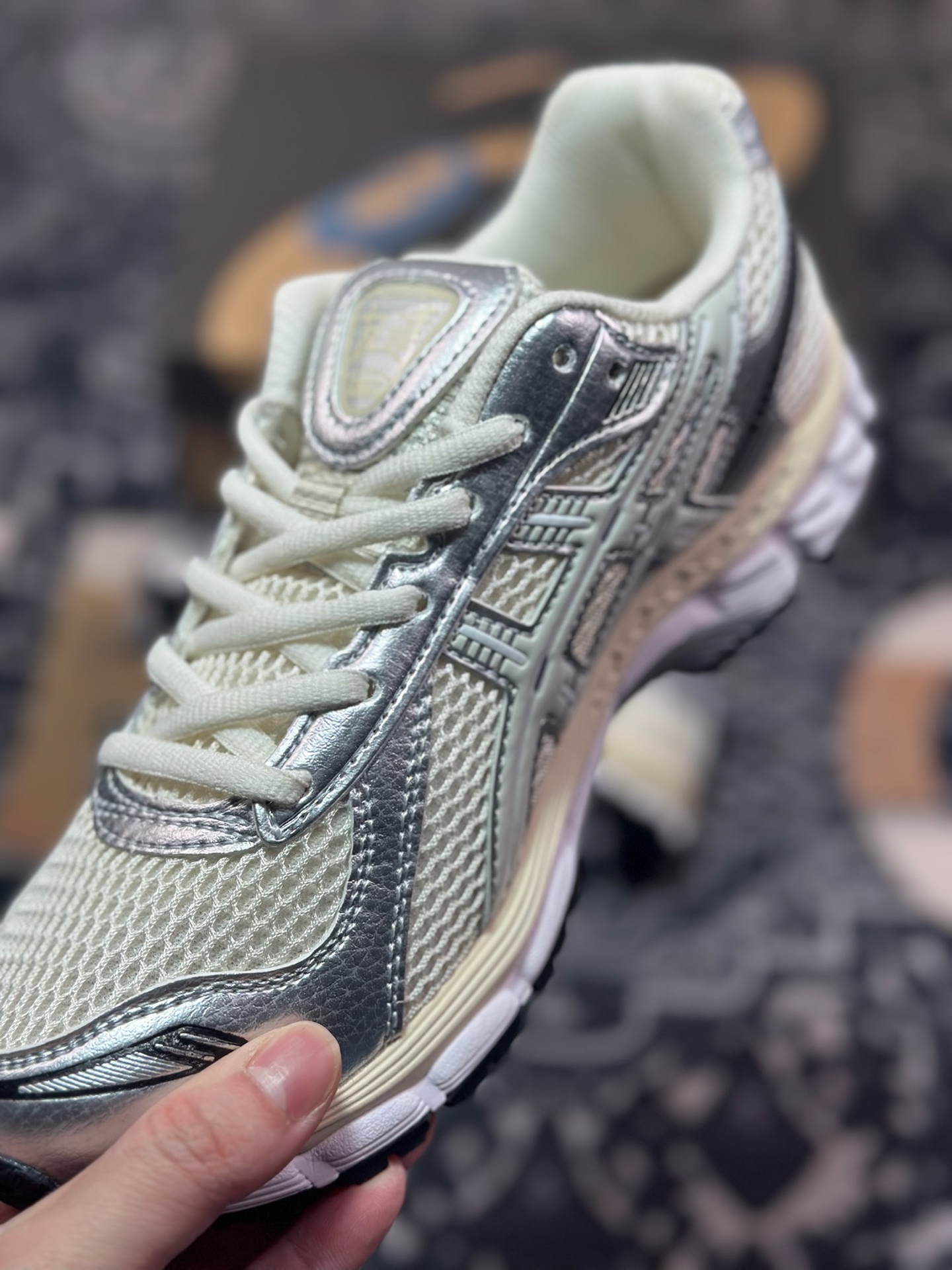 A9220  kith x Asics Gel-Kayano 12.1 亚瑟士联名百搭休闲运动慢跑鞋   1203A555-100