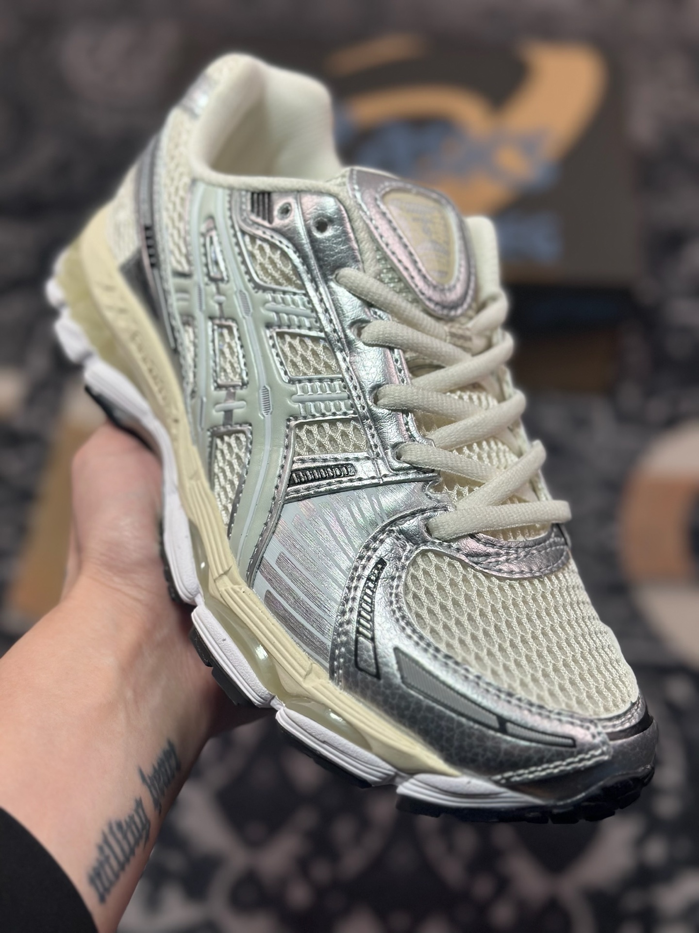 A9220  kith x Asics Gel-Kayano 12.1 亚瑟士联名百搭休闲运动慢跑鞋   1203A555-100