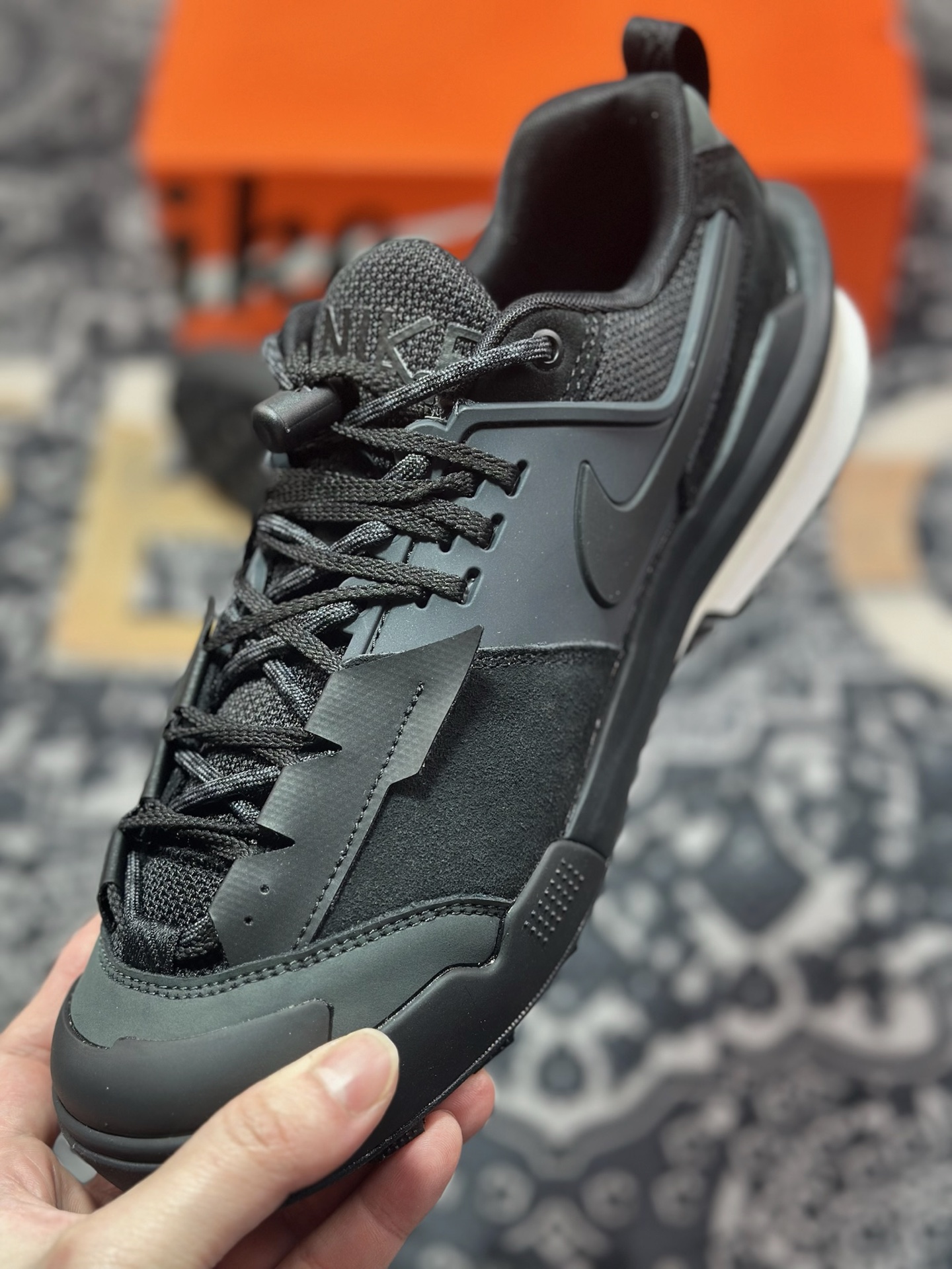B6290  Sacai x Nike Zegamadome SP 联名款  机能风休闲运动鞋  HQ8618-001