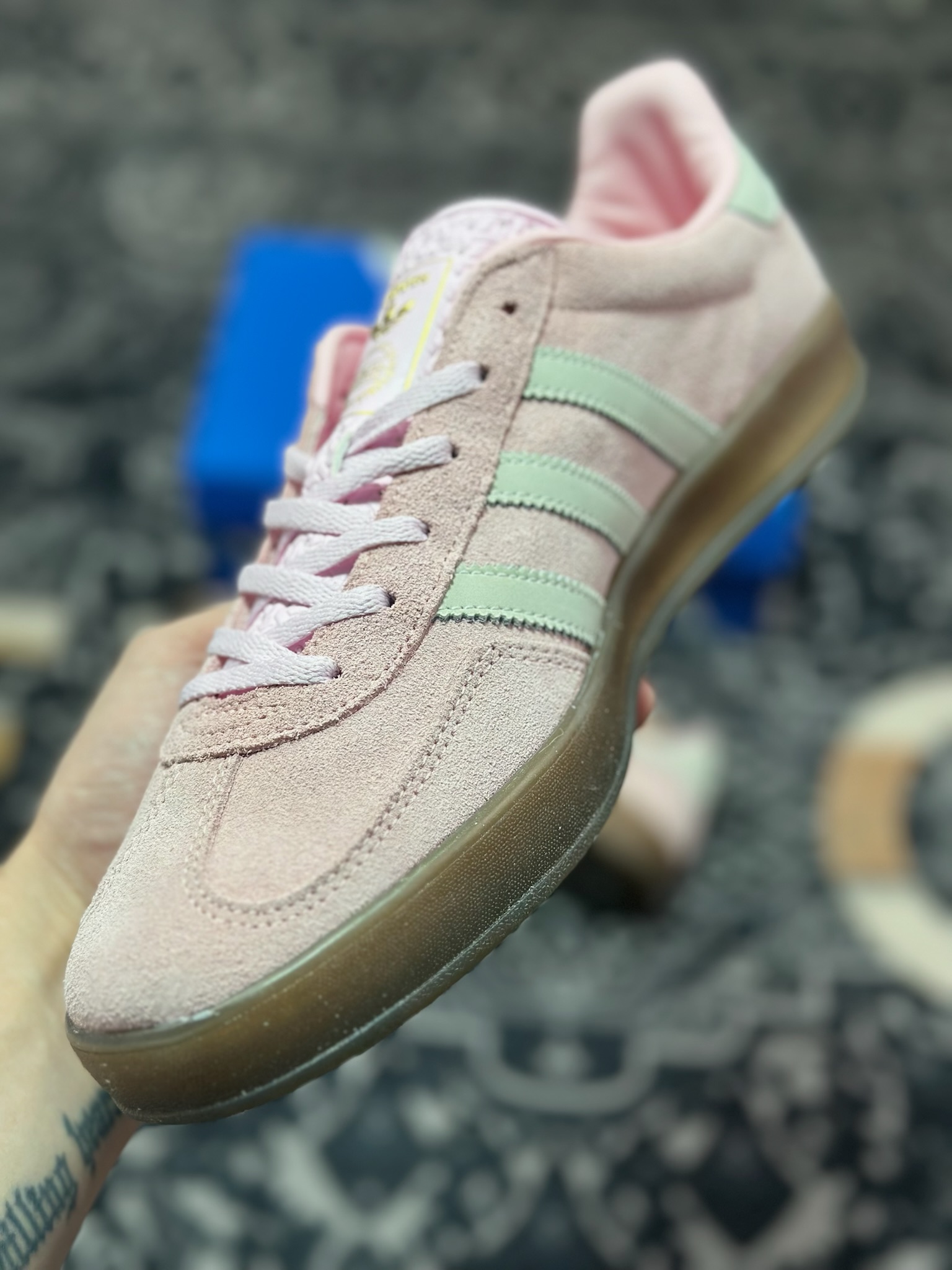 A4160  AD Originals Gazelle Indoor 粉色 三叶草复古休闲运动板鞋  JI2716