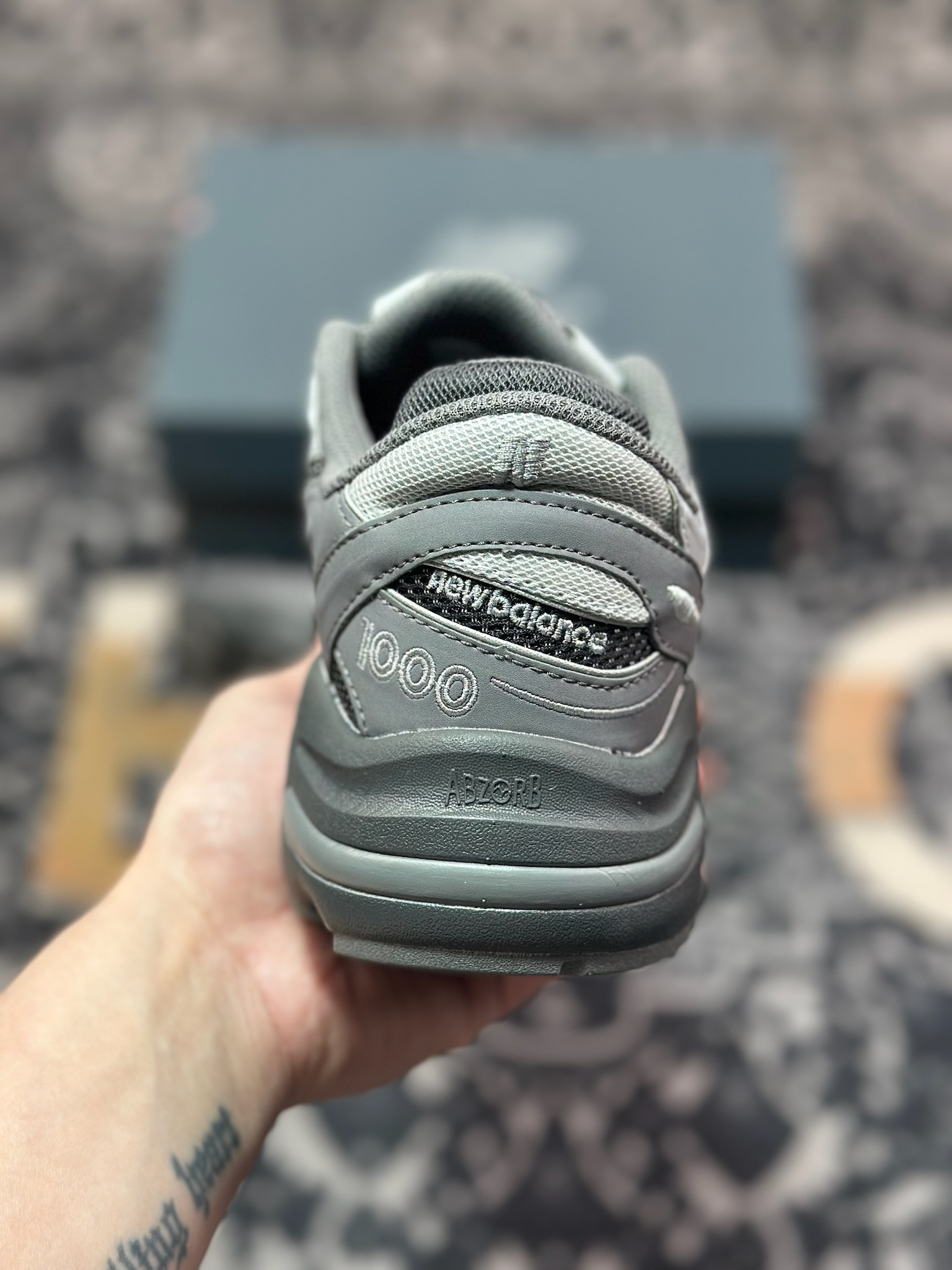 A8200  New Balance 新百伦 M1000MEG 复古休闲跑步鞋