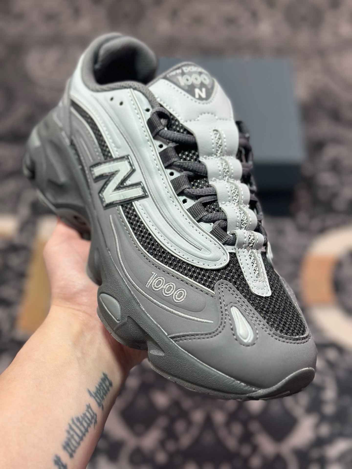A8200  New Balance 新百伦 M1000MEG 复古休闲跑步鞋