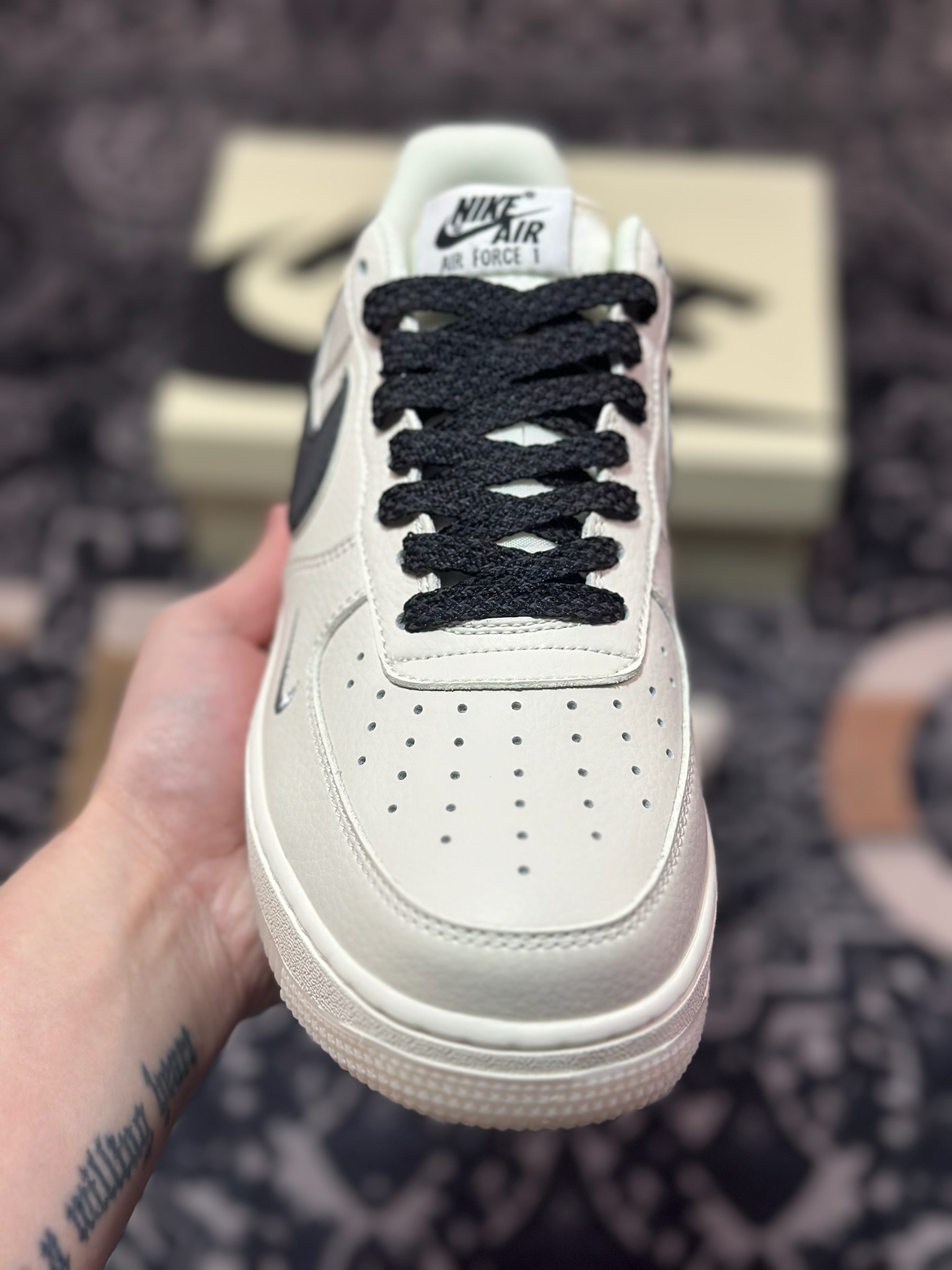 B0220  Nike Air Force 1 Low 07 米黑双色底  JJ0253-001
