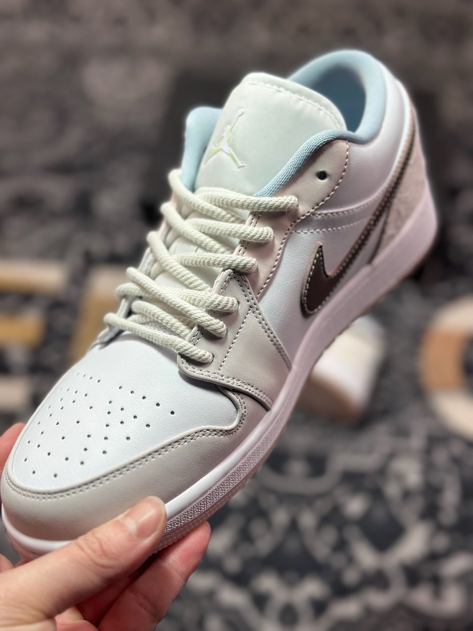 A6200  Air Jordan 1 Low 白粉  IB8859-101