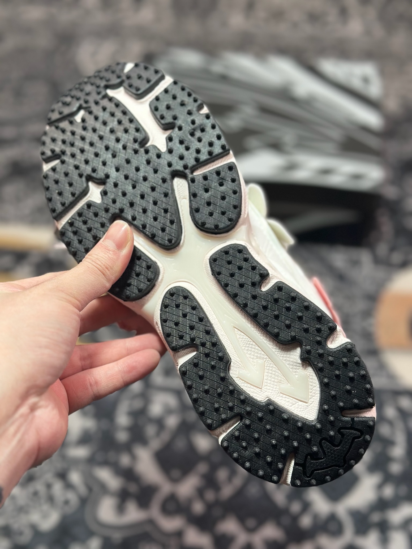 C5400    Off-White 2024年OW最新款跑鞋  防滑耐磨透气性轻便跑鞋