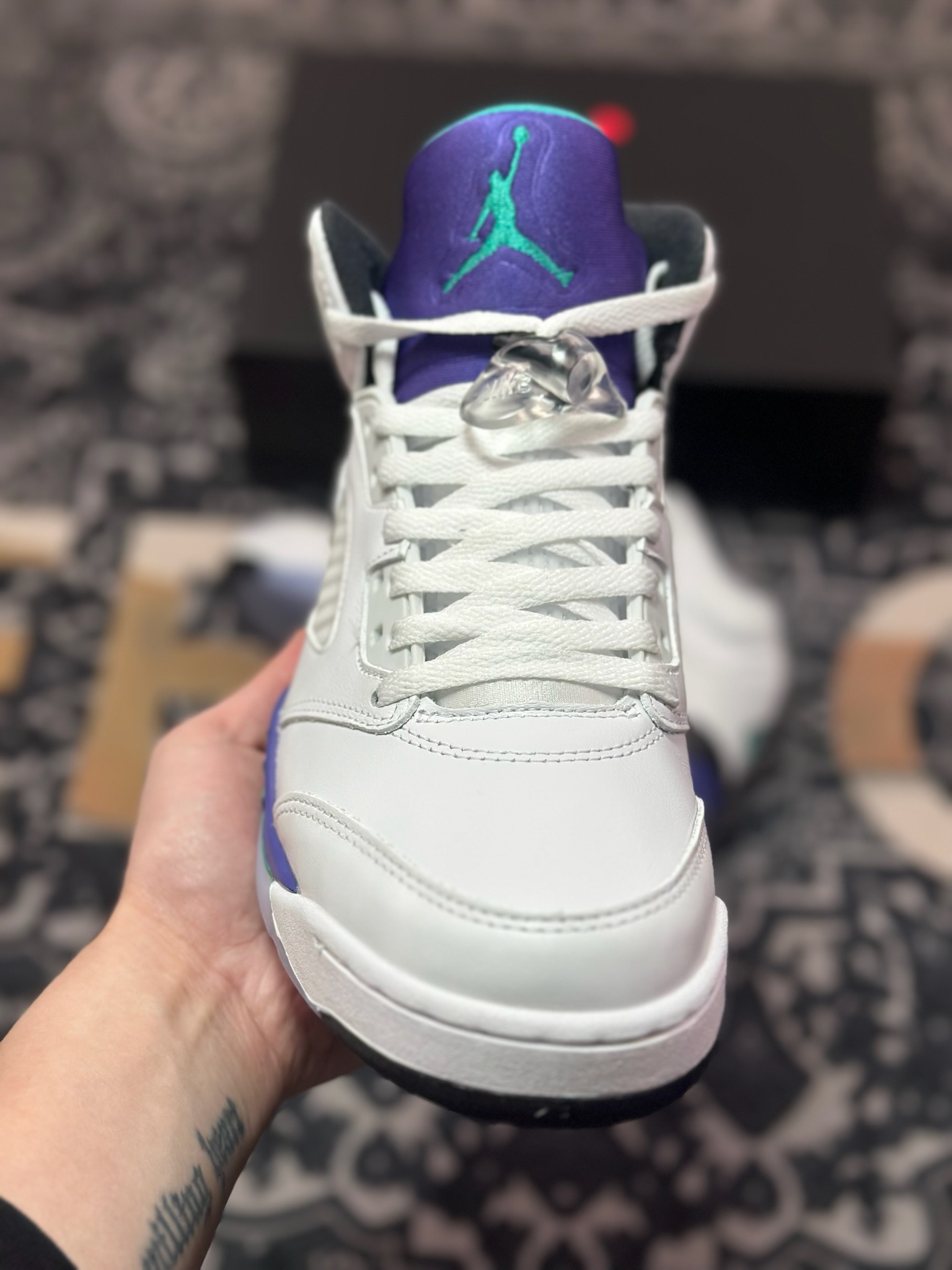 C7420  优选 Air Jordan 5 Retro AJ5乔5 男子文化篮球鞋 aj5白紫葡萄 HQ7978-100