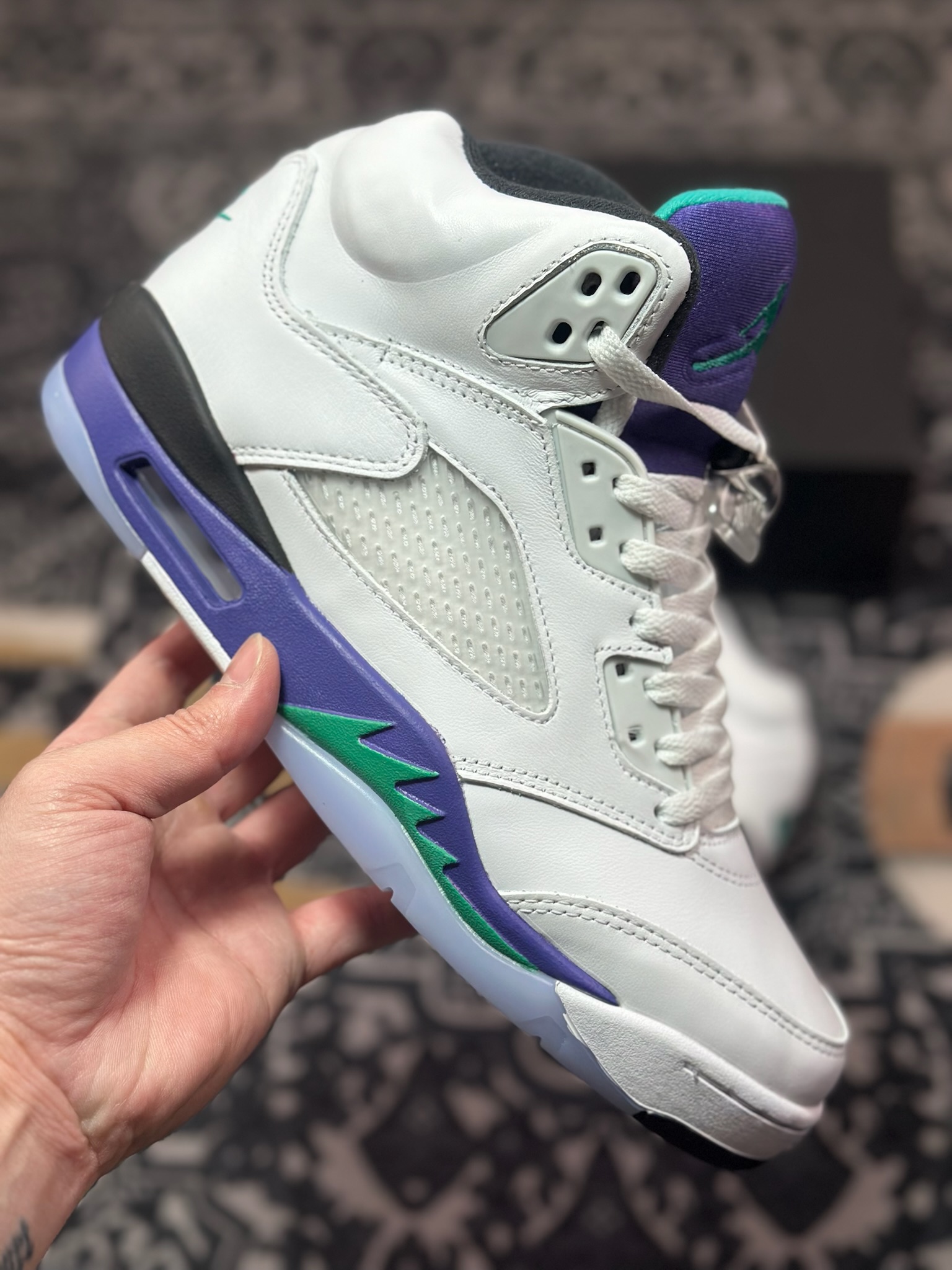 C7420  优选 Air Jordan 5 Retro AJ5乔5 男子文化篮球鞋 aj5白紫葡萄 HQ7978-100
