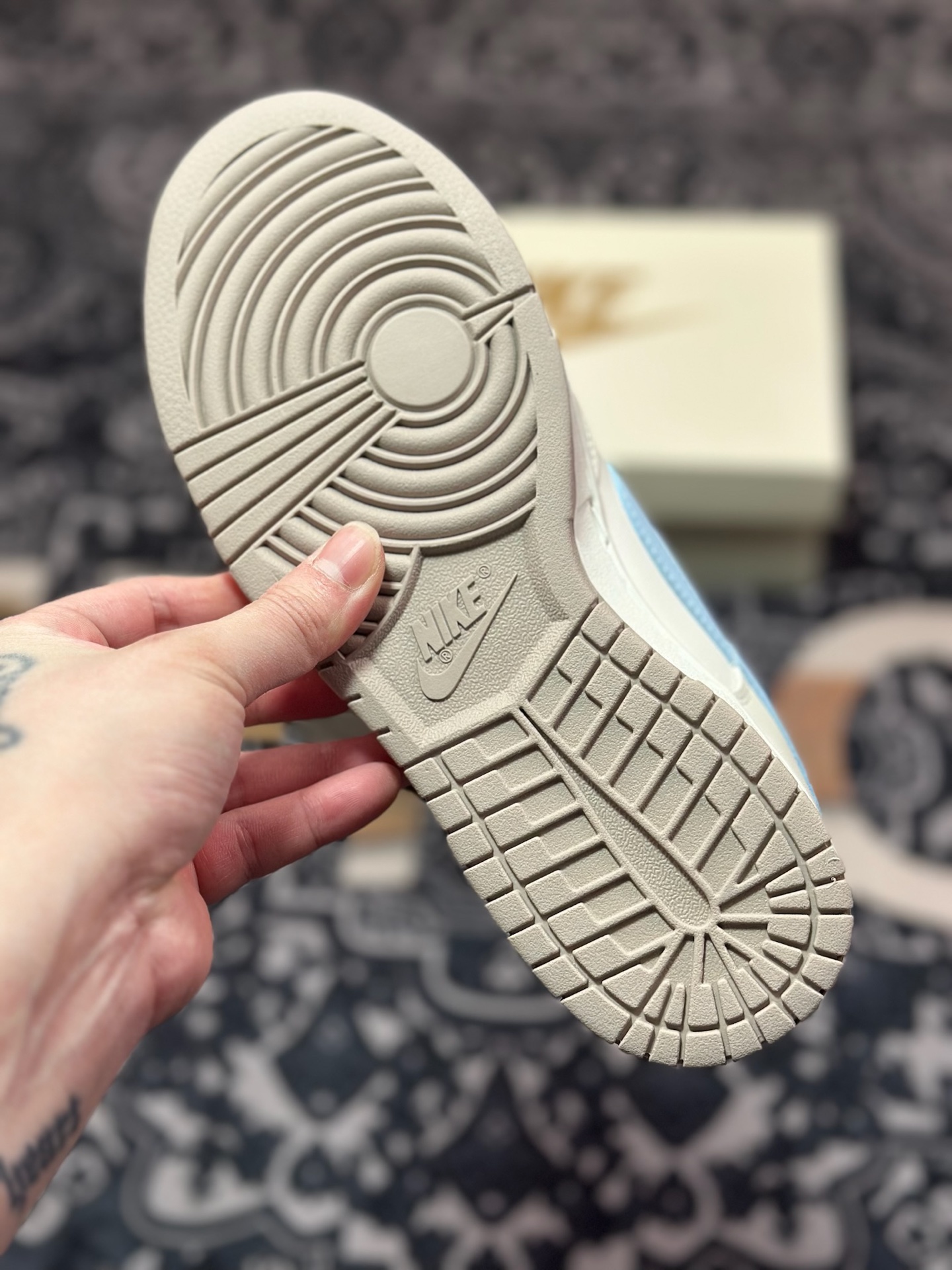 B1240  NK Dunk Low 丘比特之心 YW0212-012