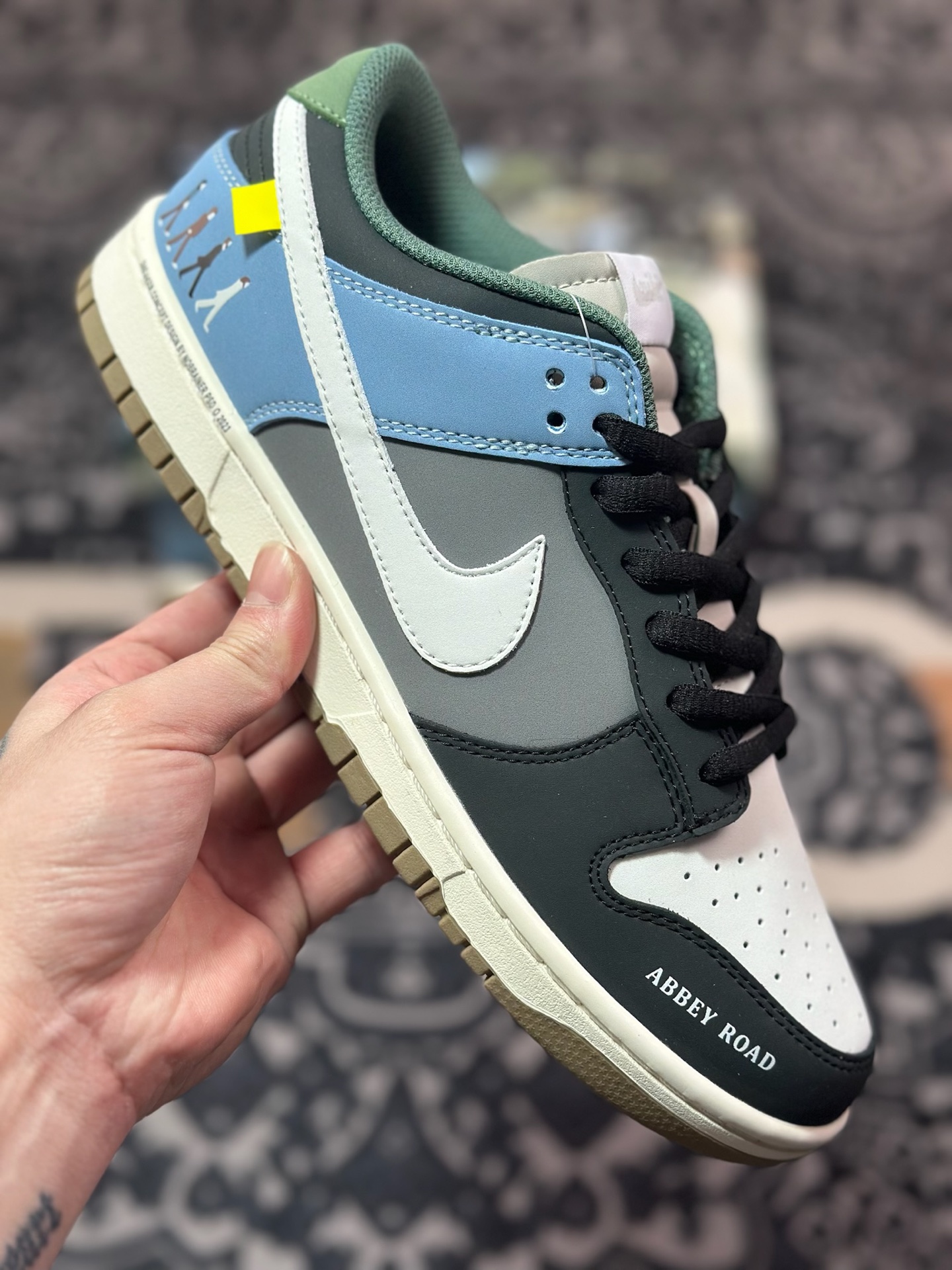 Nike SB Dunk Low “披头士”联名配色 低帮休闲运动滑板板鞋 PU6652-123