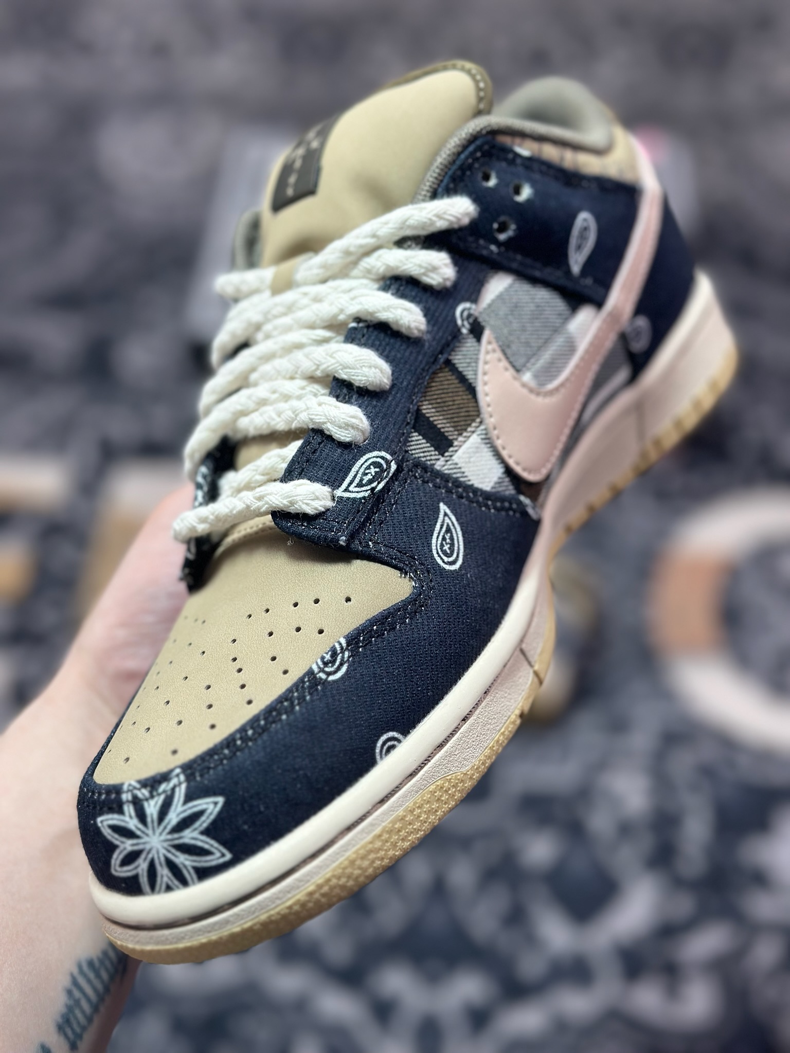 Nike Dunk SB Low 男女同款潮流板鞋 腰果花 CT5053-001