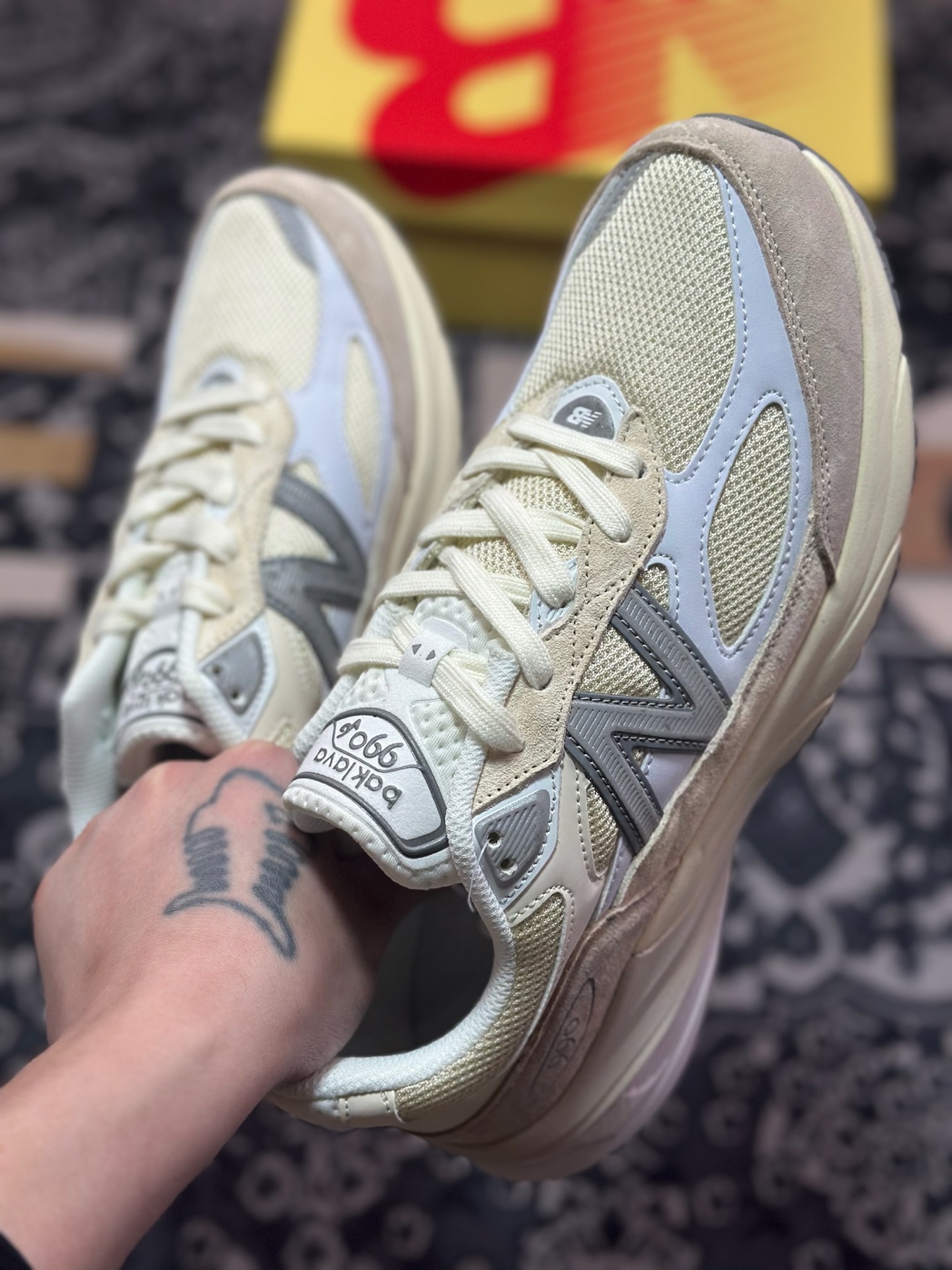 A8220  New Balance Made in USA M990系列 高端美产血统经典复古休闲运动百搭老爹跑步鞋   M990SS6