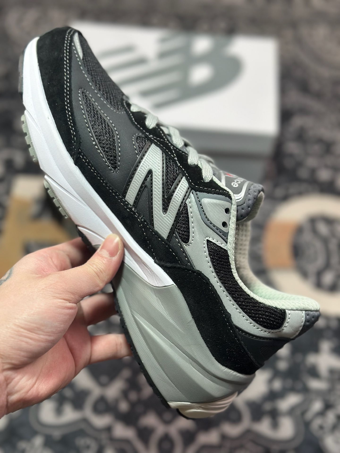 A8220  New Balance Made in USA M990系列 高端美产血统经典复古休闲运动百搭老爹跑步鞋   M990BK6