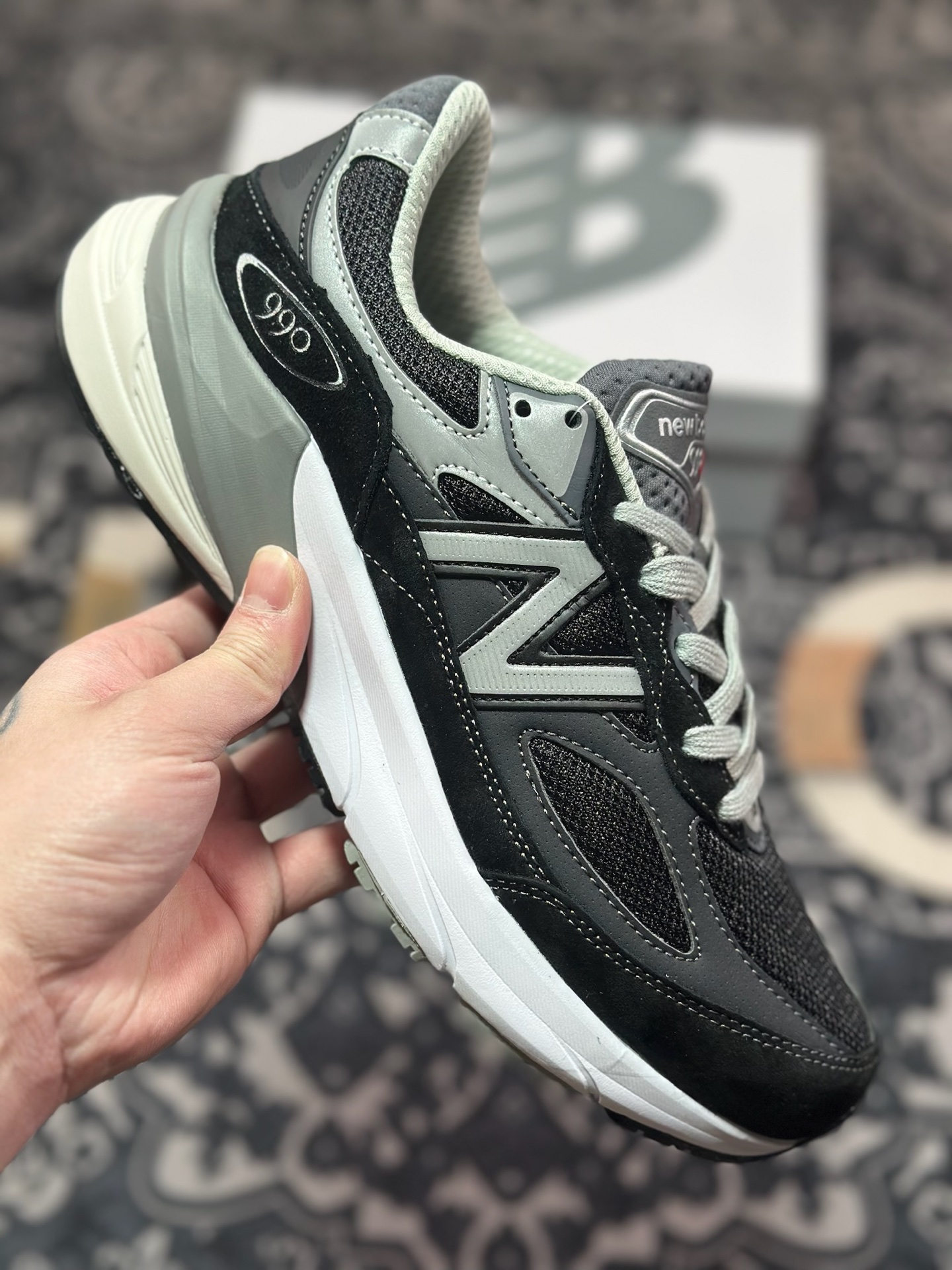 A8220  New Balance Made in USA M990系列 高端美产血统经典复古休闲运动百搭老爹跑步鞋   M990BK6