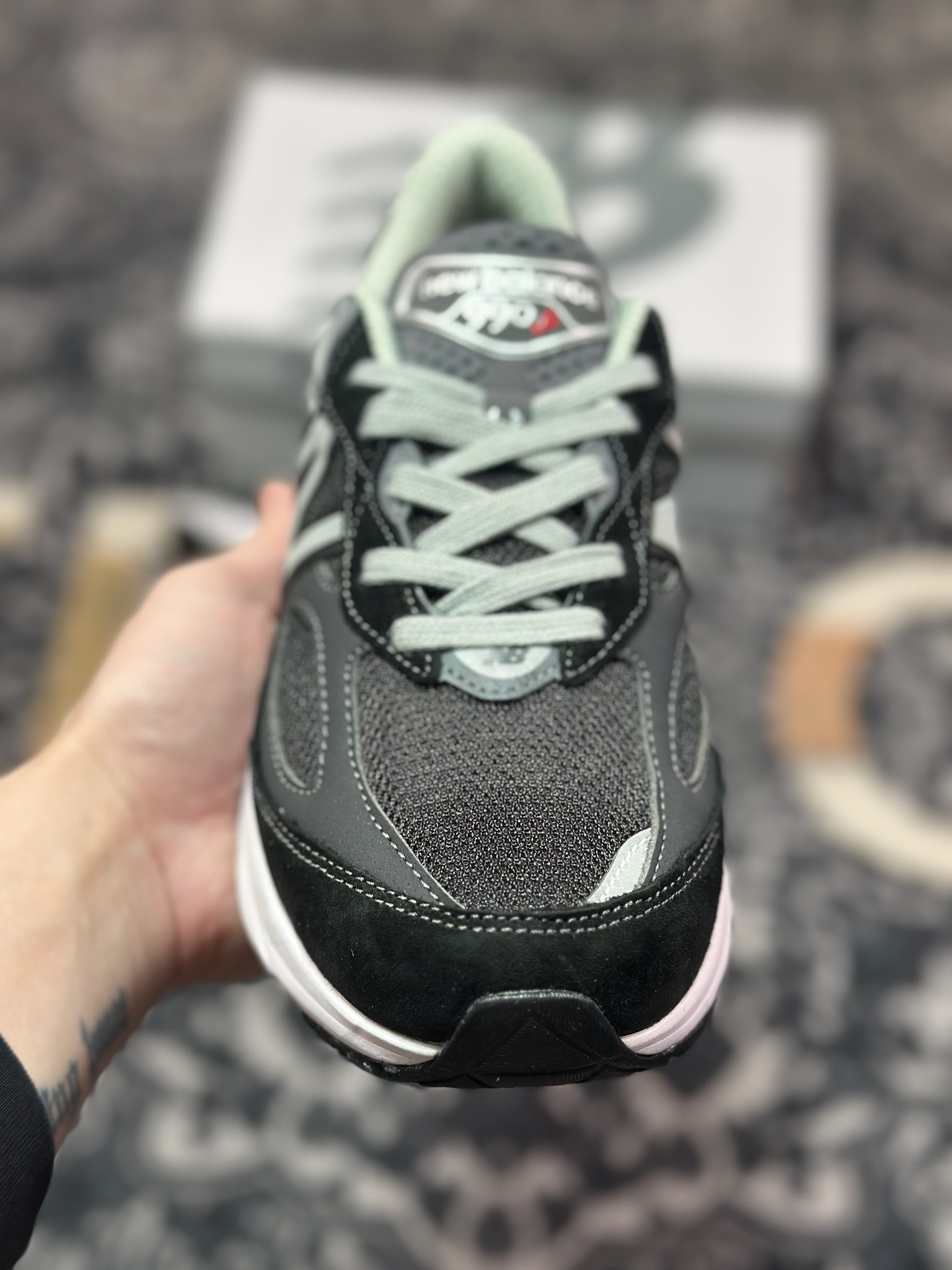 A8220  New Balance Made in USA M990系列 高端美产血统经典复古休闲运动百搭老爹跑步鞋   M990BK6