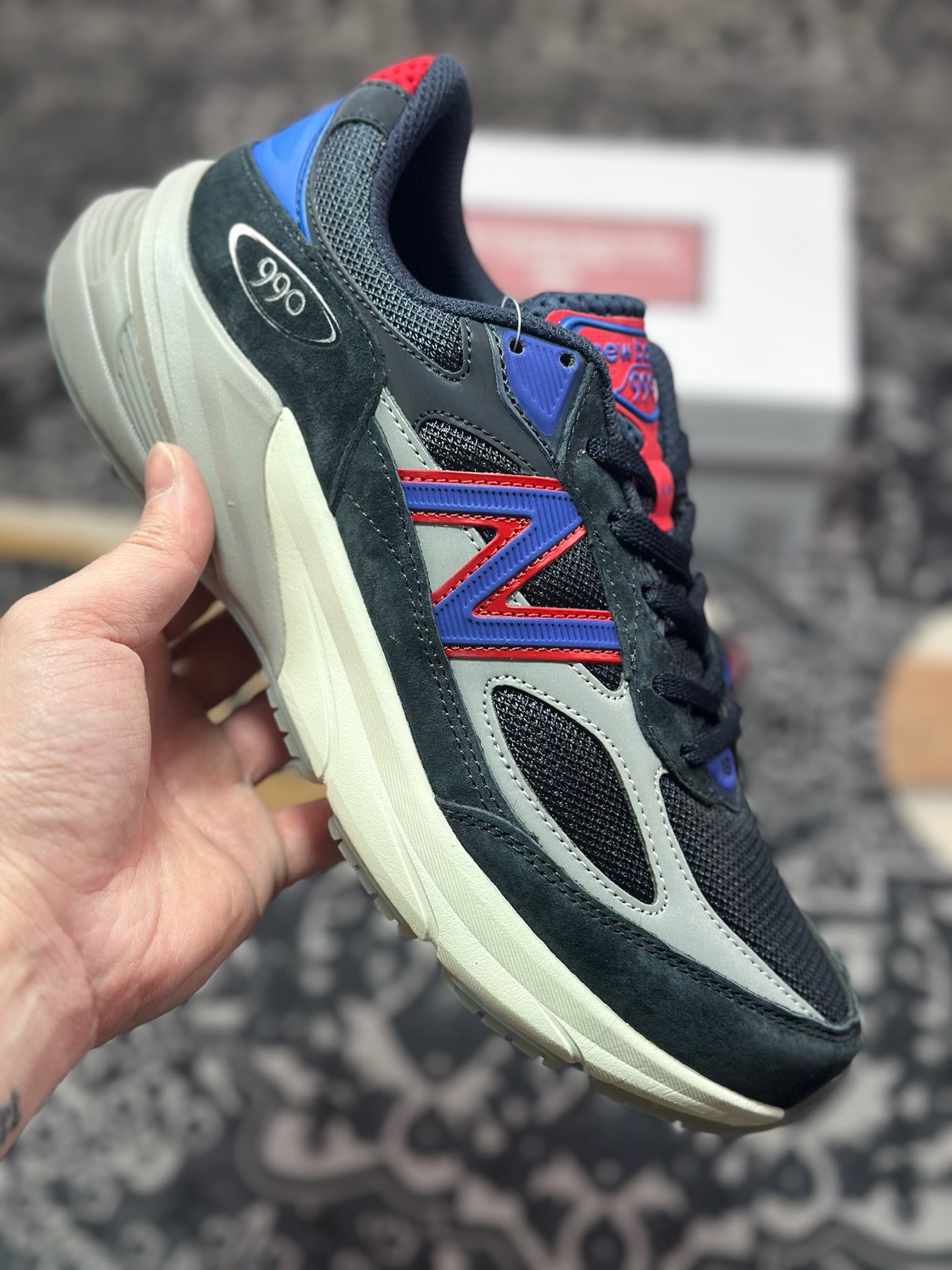 A8220  New Balance Made in USA M990系列 高端美产血统经典复古休闲运动百搭老爹跑步鞋   U990KR6