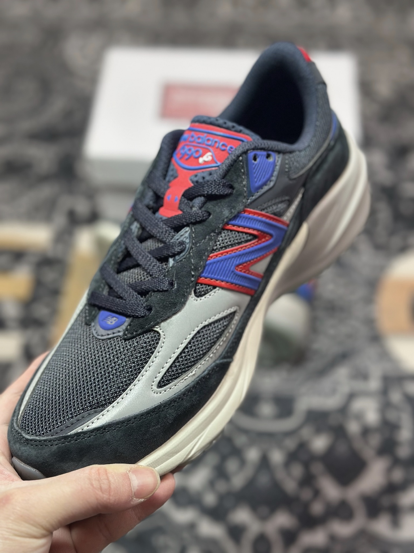 A8220  New Balance Made in USA M990系列 高端美产血统经典复古休闲运动百搭老爹跑步鞋   U990KR6