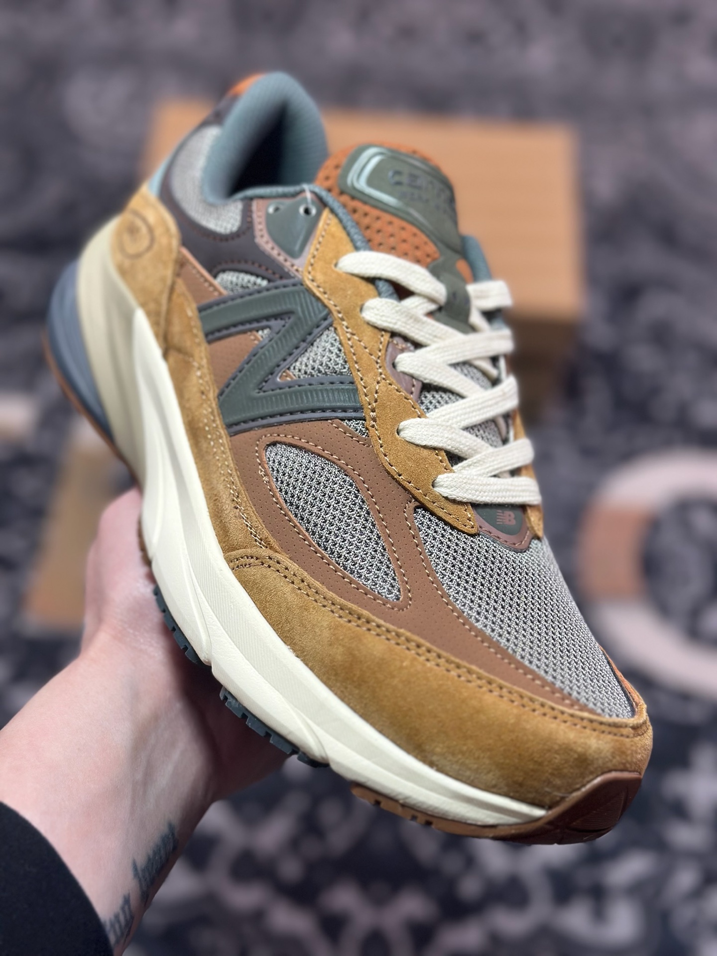 A8220  New Balance Made in USA M990系列 高端美产血统经典复古休闲运动百搭老爹跑步鞋   M990CH6