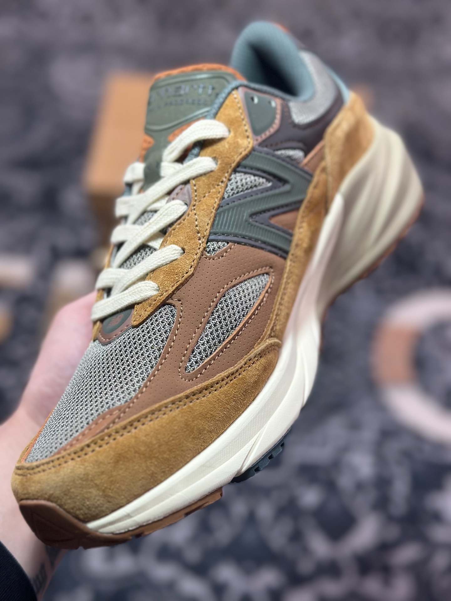 A8220  New Balance Made in USA M990系列 高端美产血统经典复古休闲运动百搭老爹跑步鞋   M990CH6