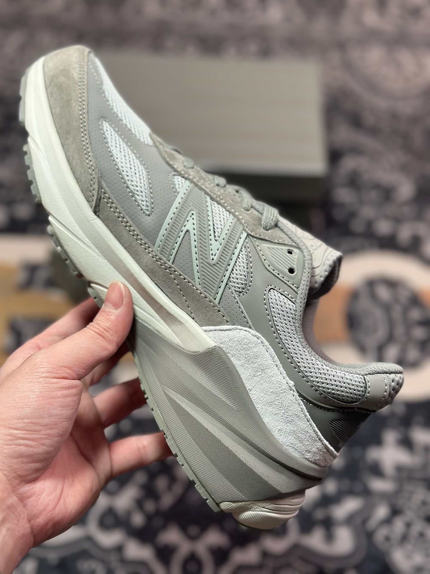 A8220  New Balance Made in USA M990系列 高端美产血统经典复古休闲运动百搭老爹跑步鞋   M990WT6