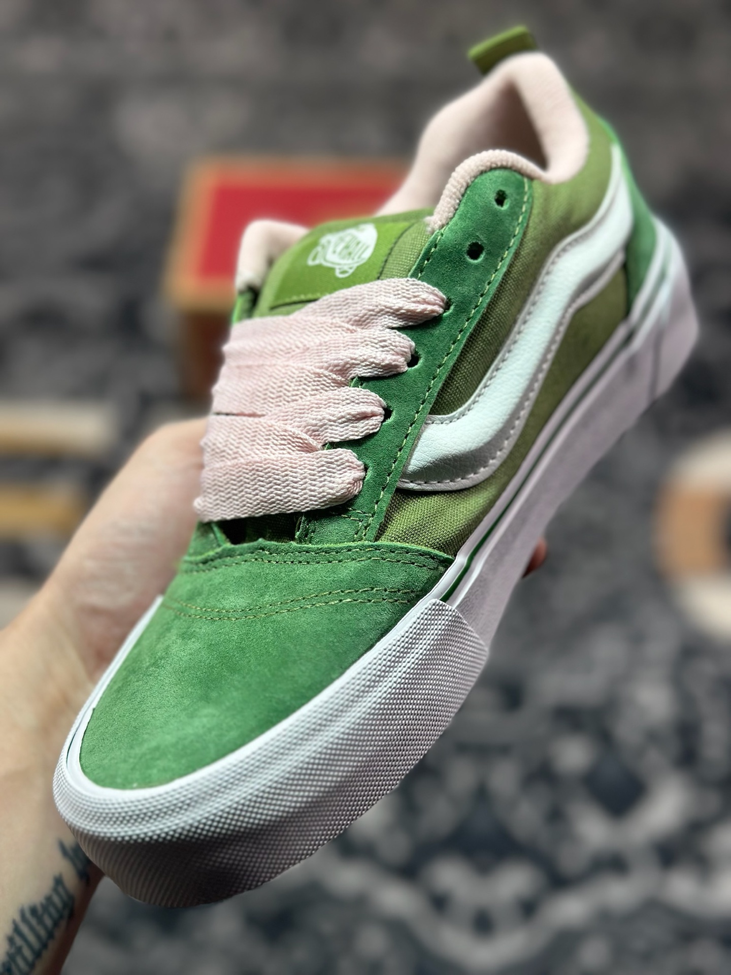 A2140    Vans Knu Skool 绿粉 肥胖版立体大Logo 加厚鞋舌  低帮复古休闲硫化面包鞋