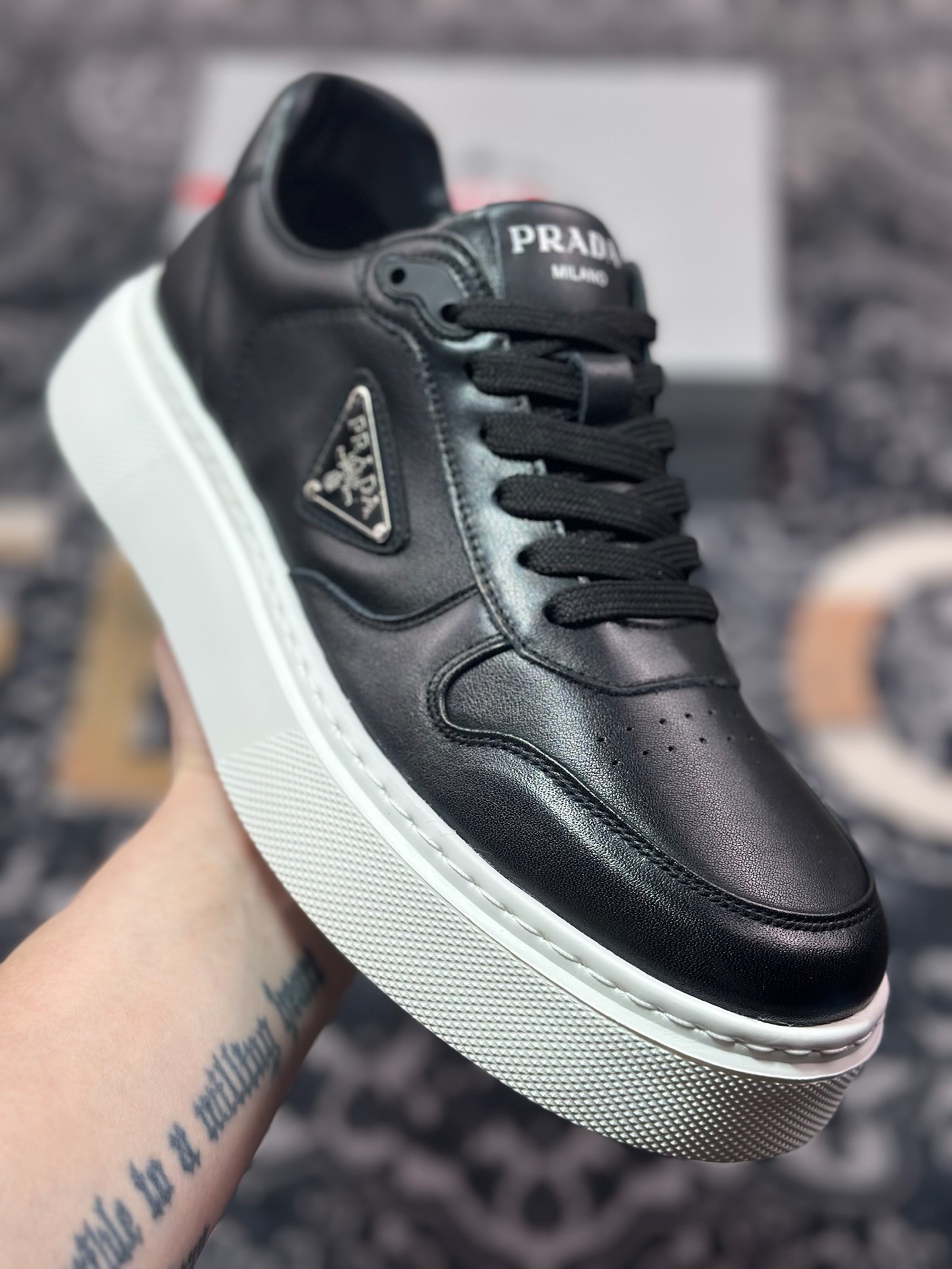 C7420  新货PRADA 普拉达 厚底徽标 低帮休闲运动鞋