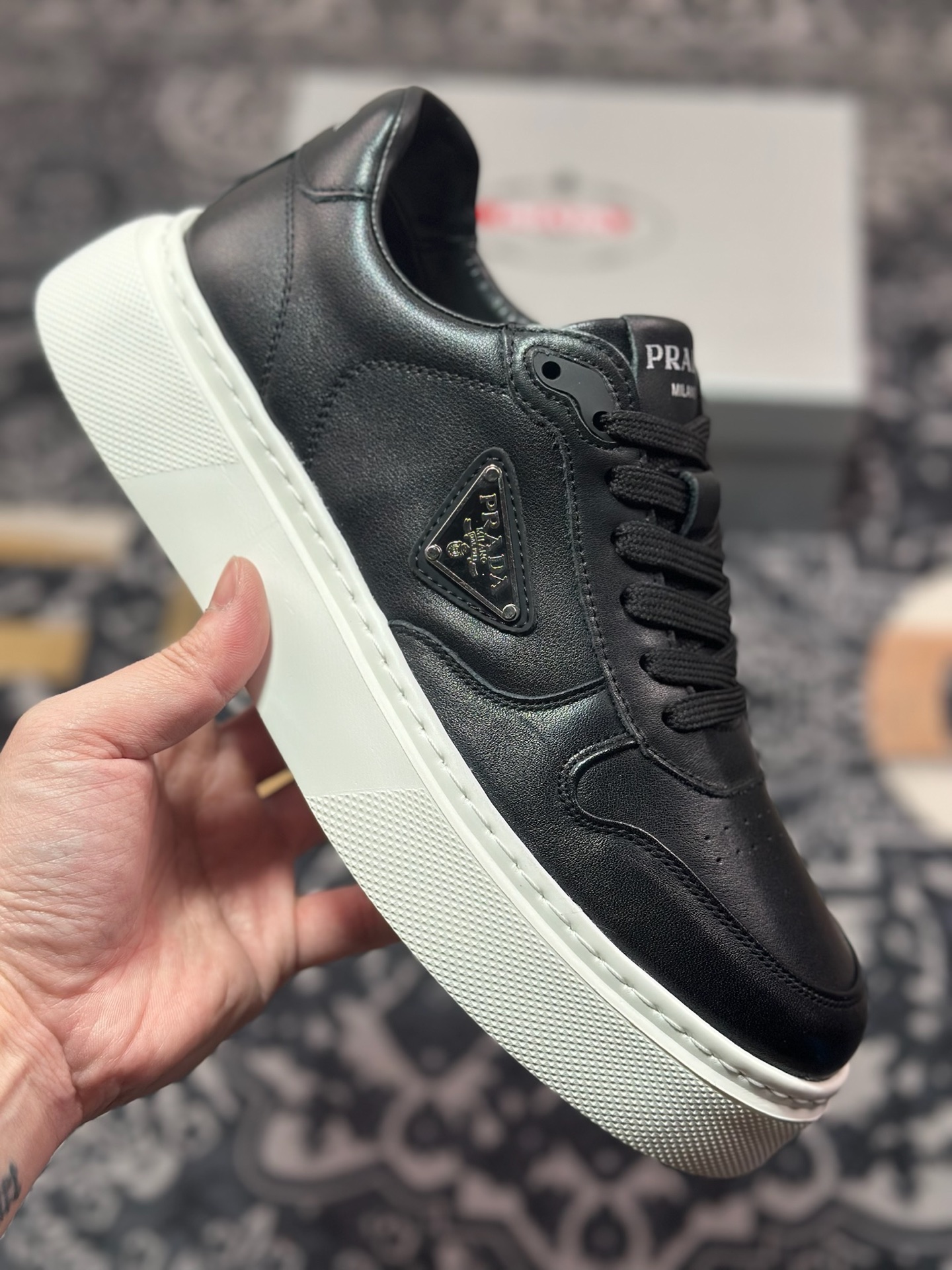 C7420  新货PRADA 普拉达 厚底徽标 低帮休闲运动鞋