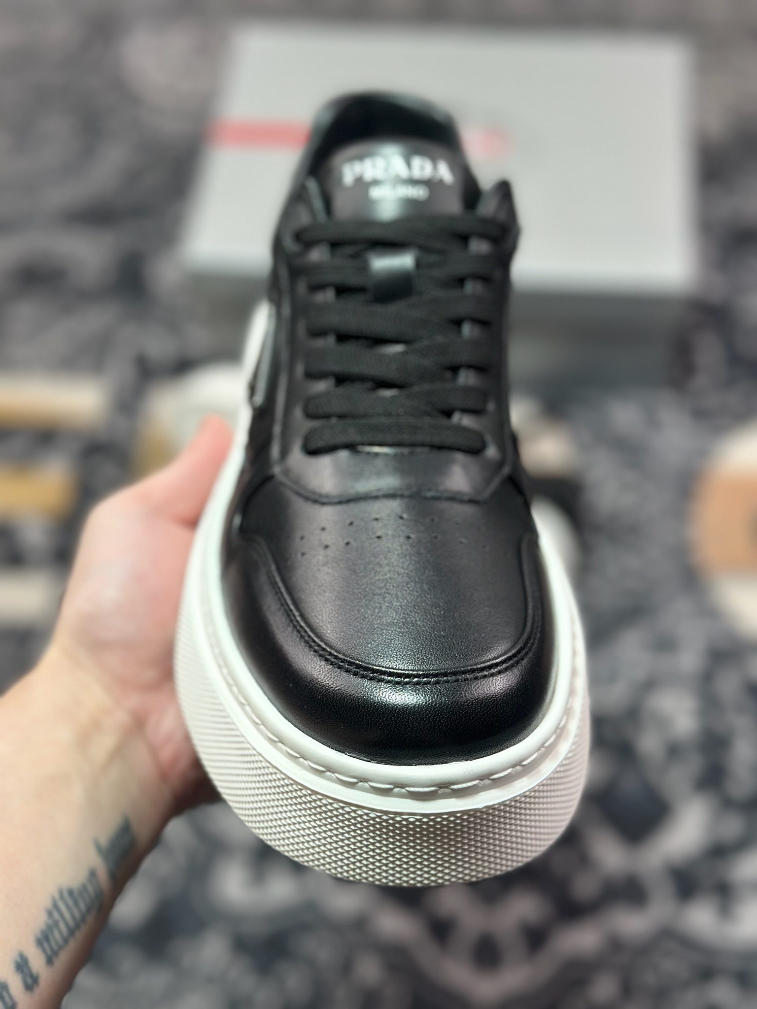 C7420  新货PRADA 普拉达 厚底徽标 低帮休闲运动鞋
