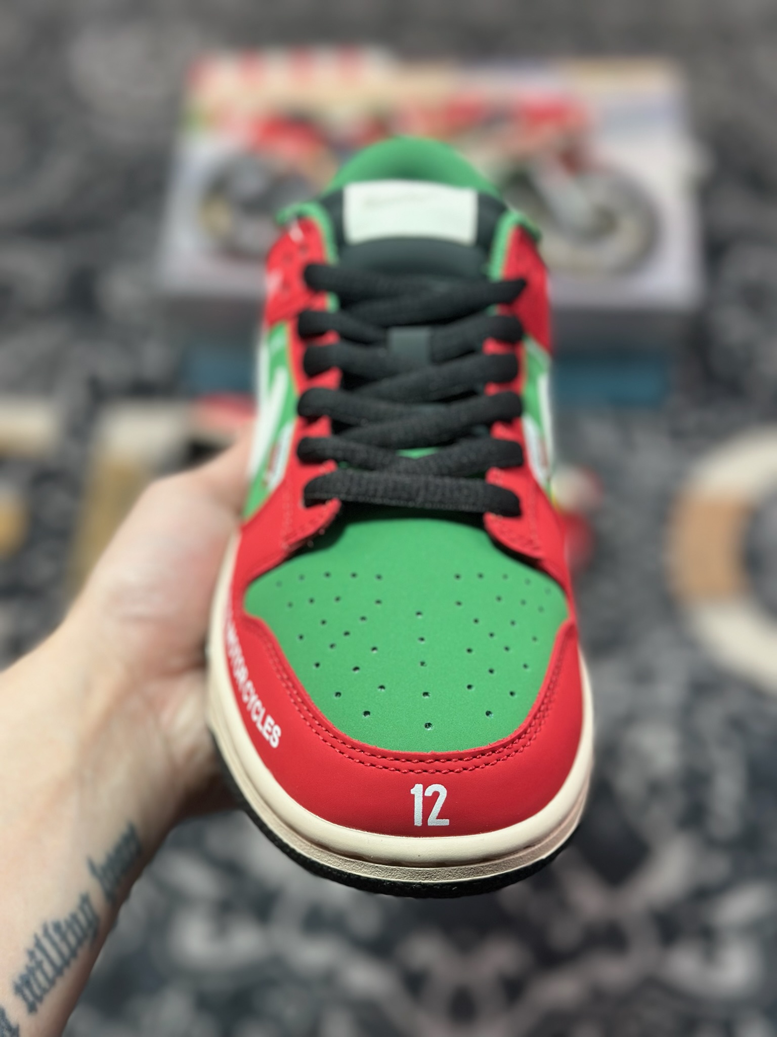 B4280  Nike SB Dunk Low 赛车红绿配色 周年高端定制 低帮休闲板鞋 MU0232-361