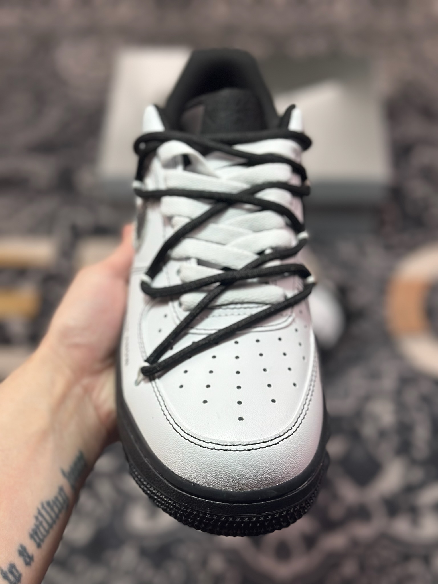 B4260  Nike Air Force 1 Low 07 破釜沉舟 字母 结构米色 银钩 绑带 白银黑  ZH0316-066