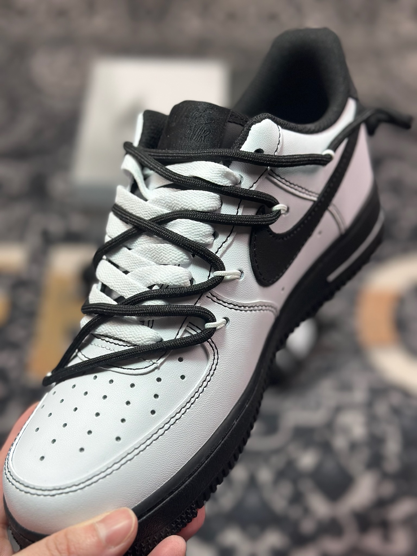 B4260  Nike Air Force 1 Low 07 破釜沉舟 字母 结构米色 银钩 绑带 白银黑  ZH0316-066
