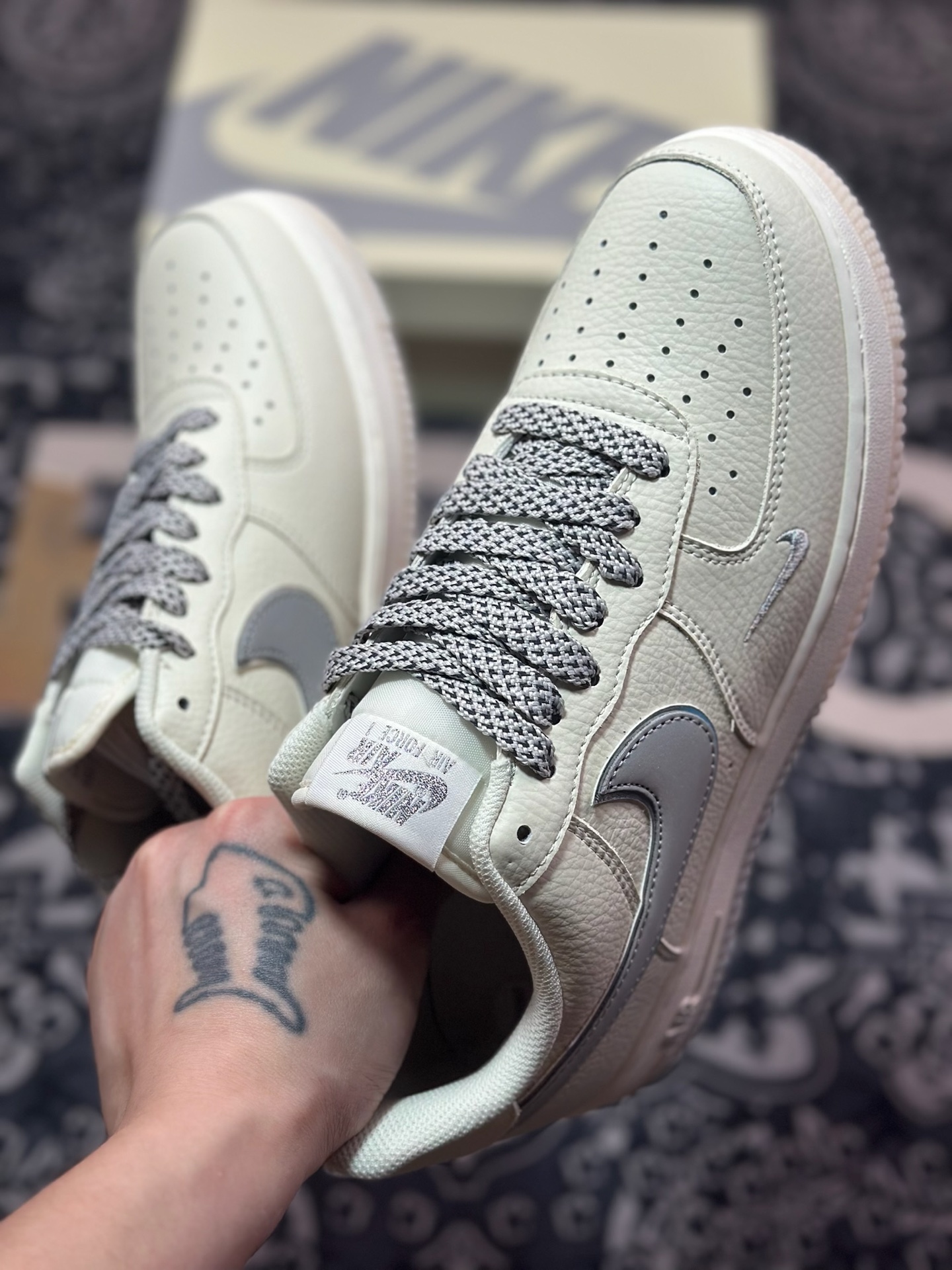 B0220  Air Force 1 '07 Low 灰白双色   JJ0253-005
