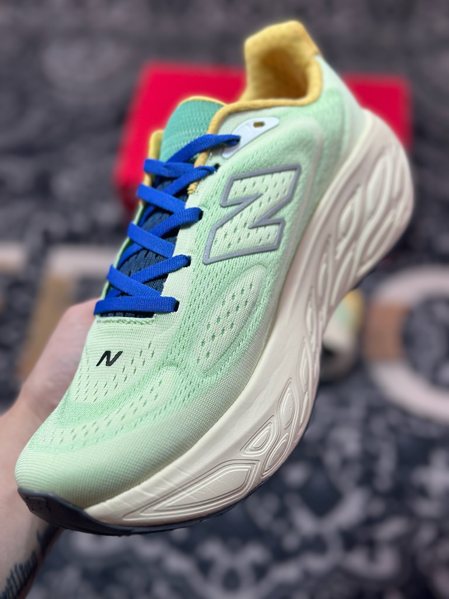 A8200  New Balance 新百伦 M108014G 网面透气跑步鞋