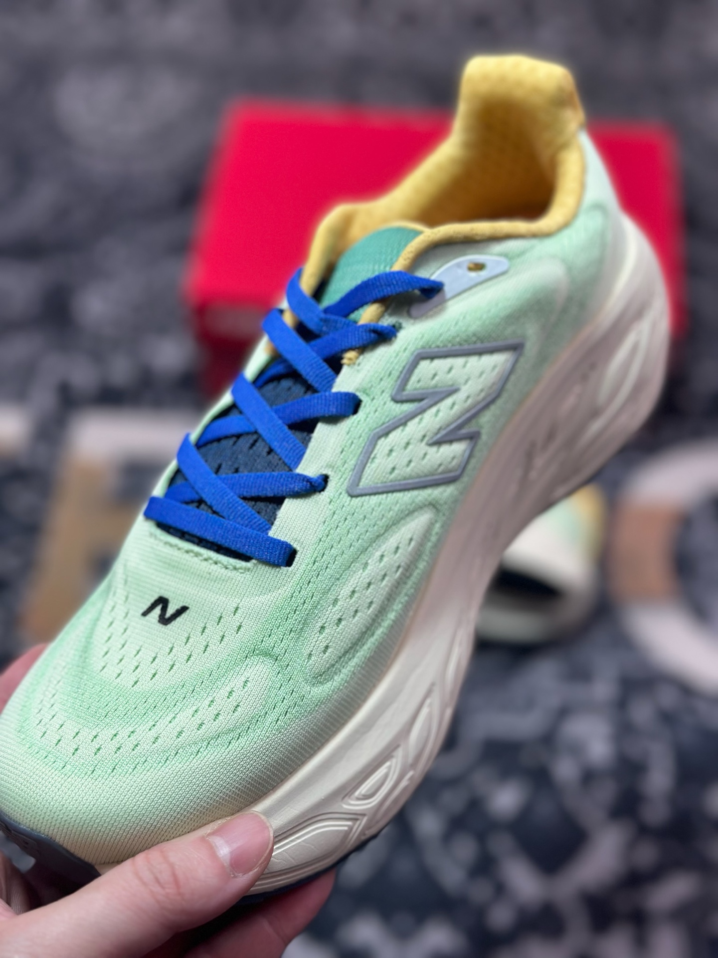 A8200  New Balance 新百伦 M108014G 网面透气跑步鞋