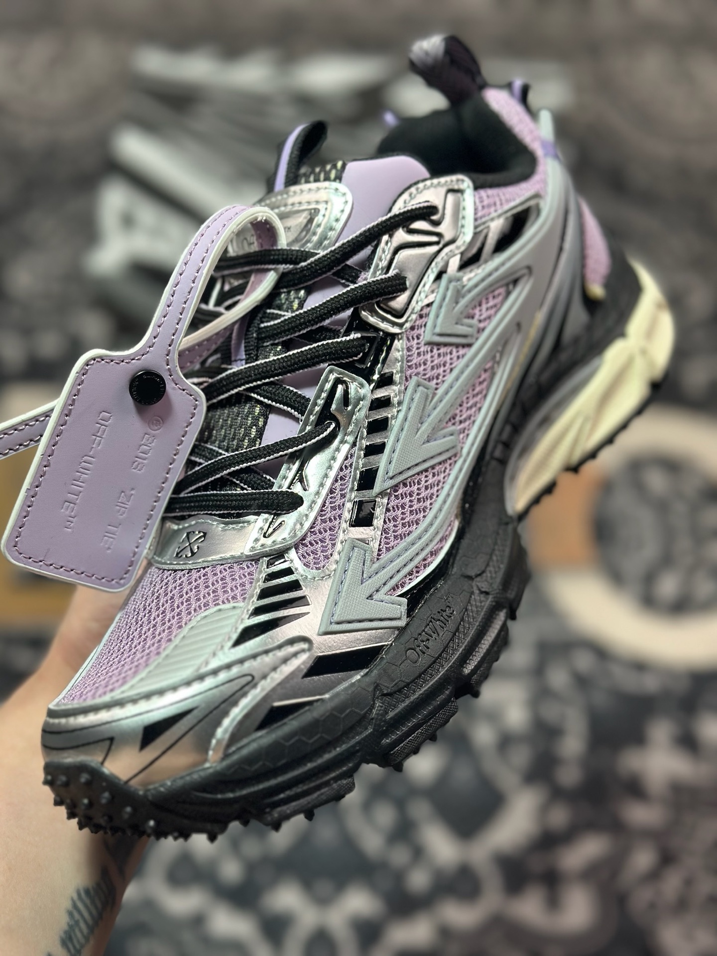 C5400    Off-White 2024年OW最新款跑鞋   23001