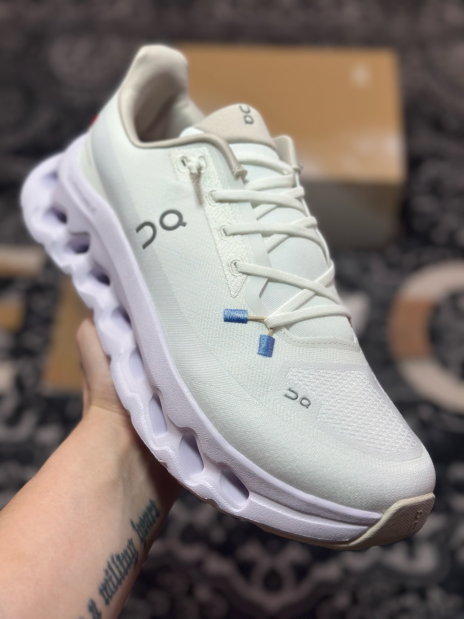 A6200 昂跑ON Running Cloudtilt 1 M 薄云1代系列低帮厚底轻量舒适多功能休闲运动慢跑鞋