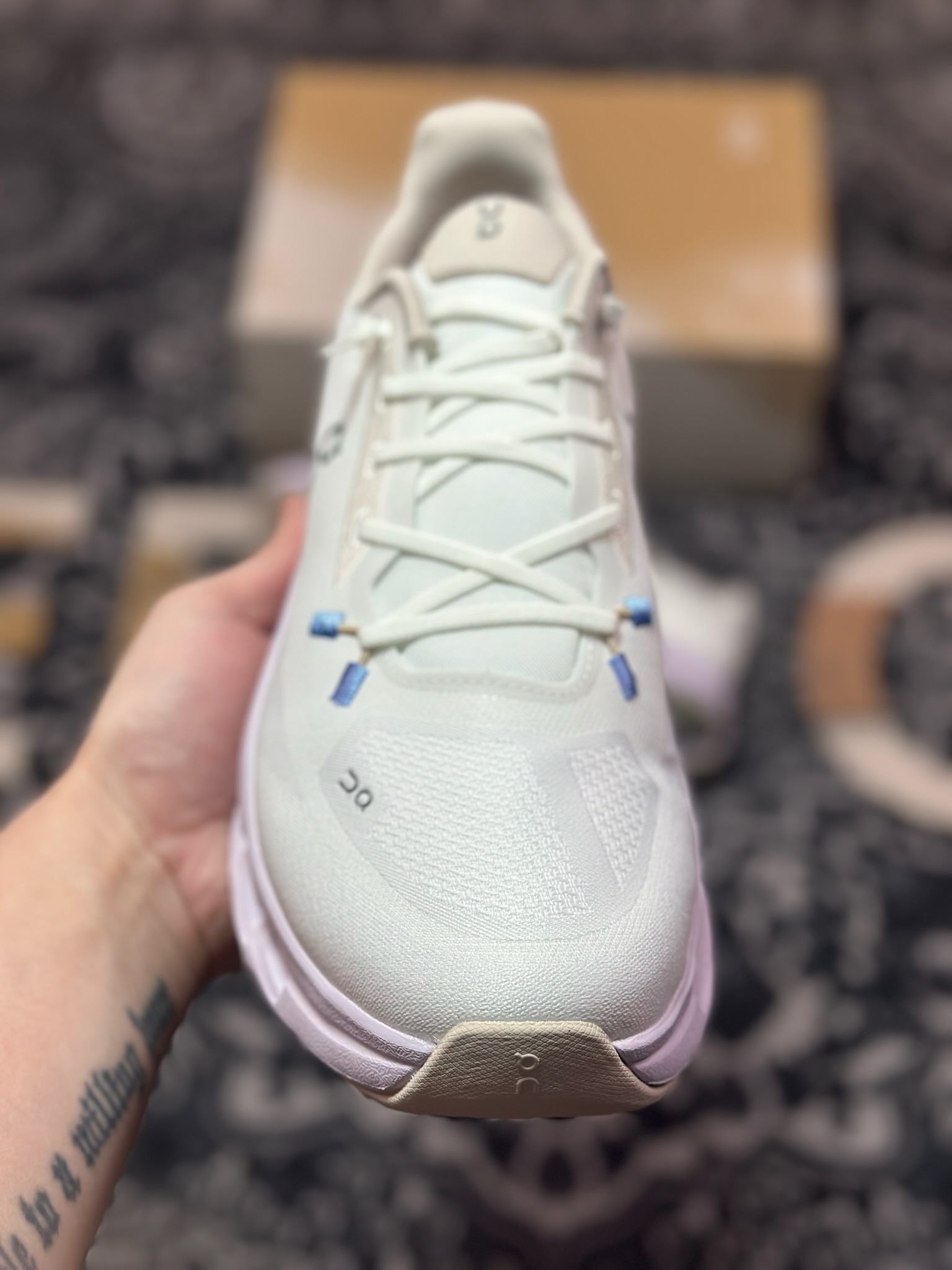 A6200 昂跑ON Running Cloudtilt 1 M 薄云1代系列低帮厚底轻量舒适多功能休闲运动慢跑鞋